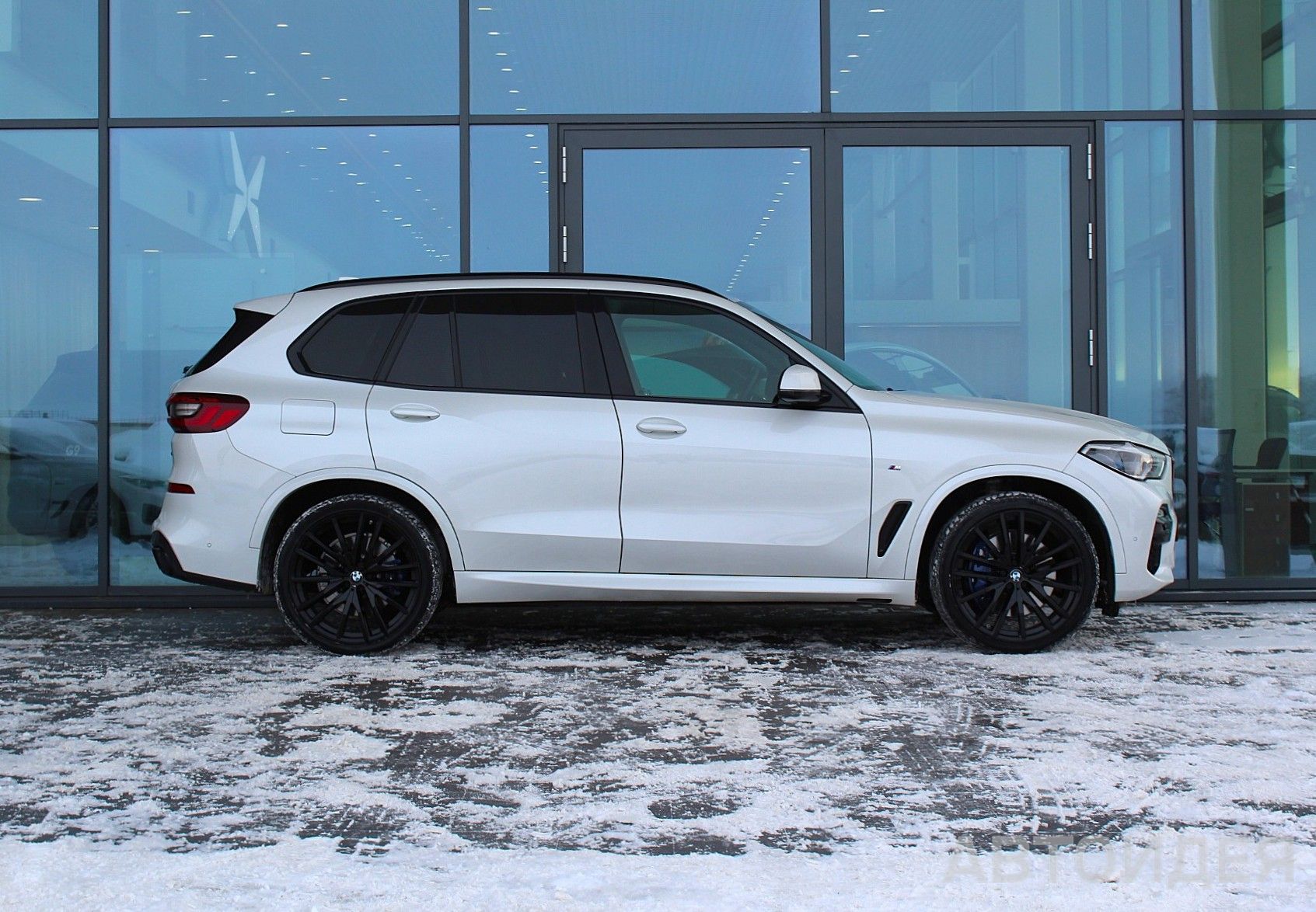 BMW X5 xDrive 45e фото 2