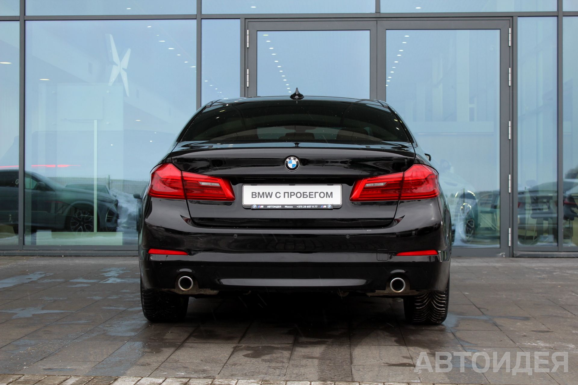 BMW 520d Sedan Черный неметаллик фото 5