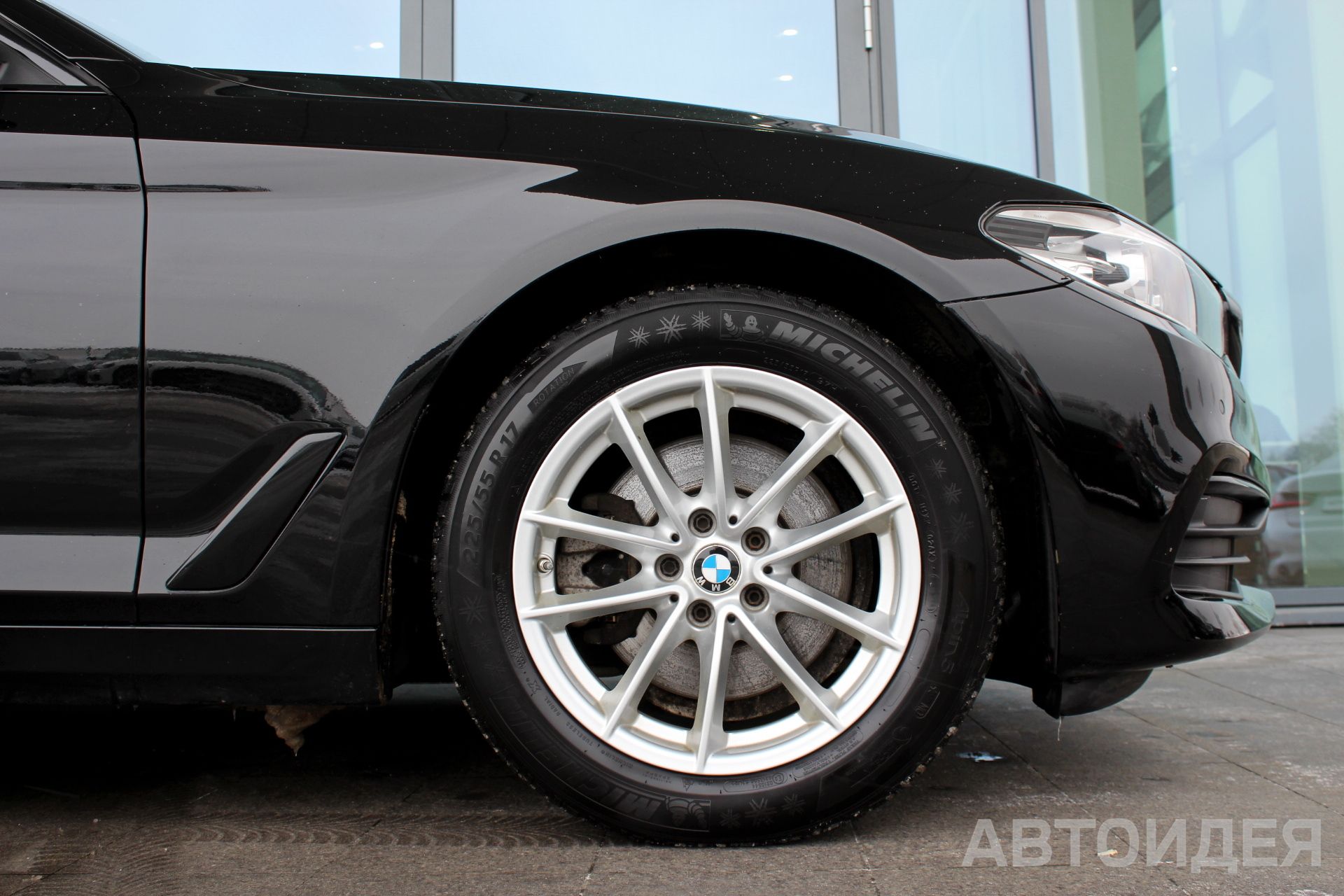 BMW 520d Sedan Черный неметаллик фото 6