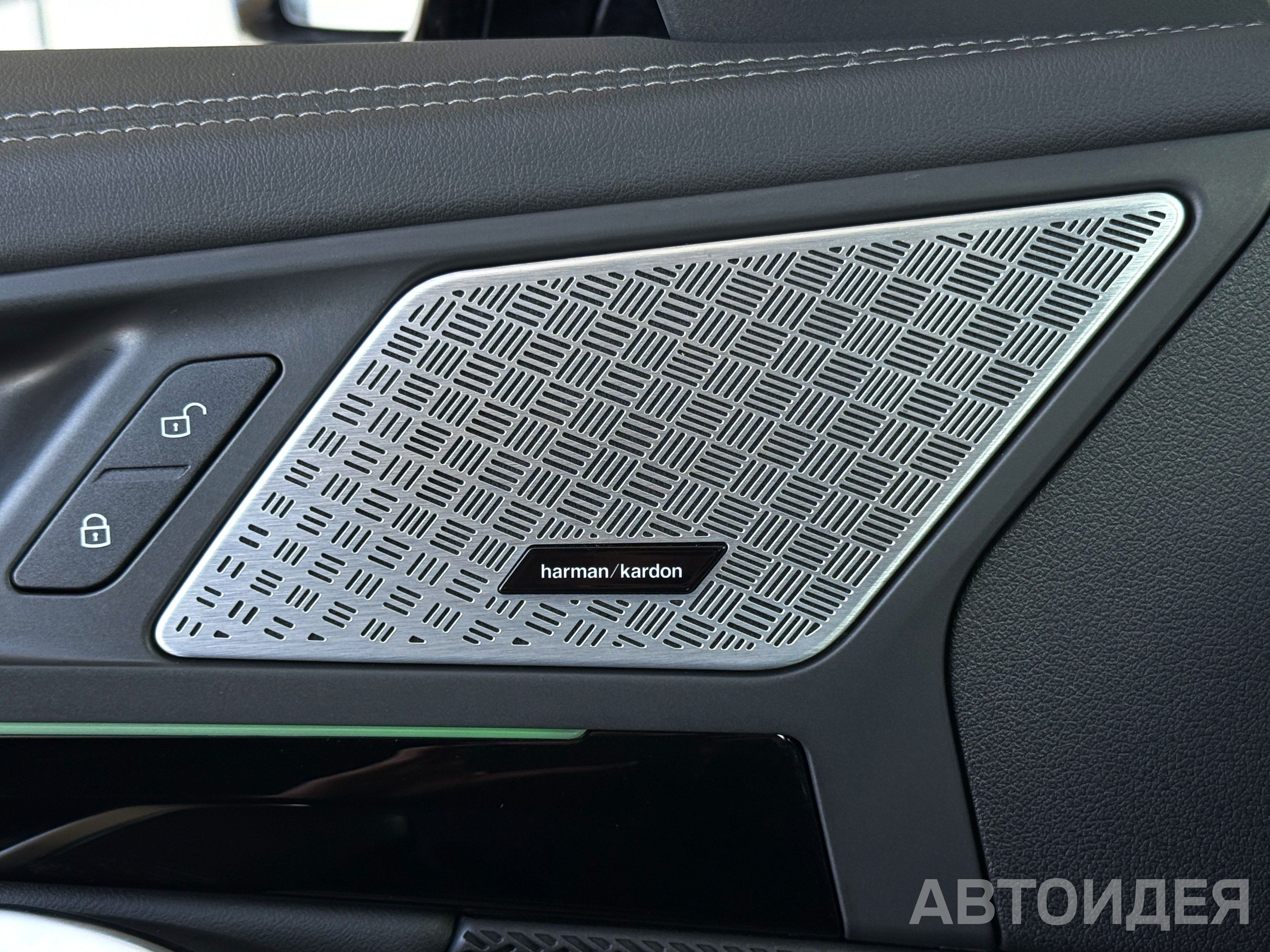 BMW X1 xDrive20d фото 11