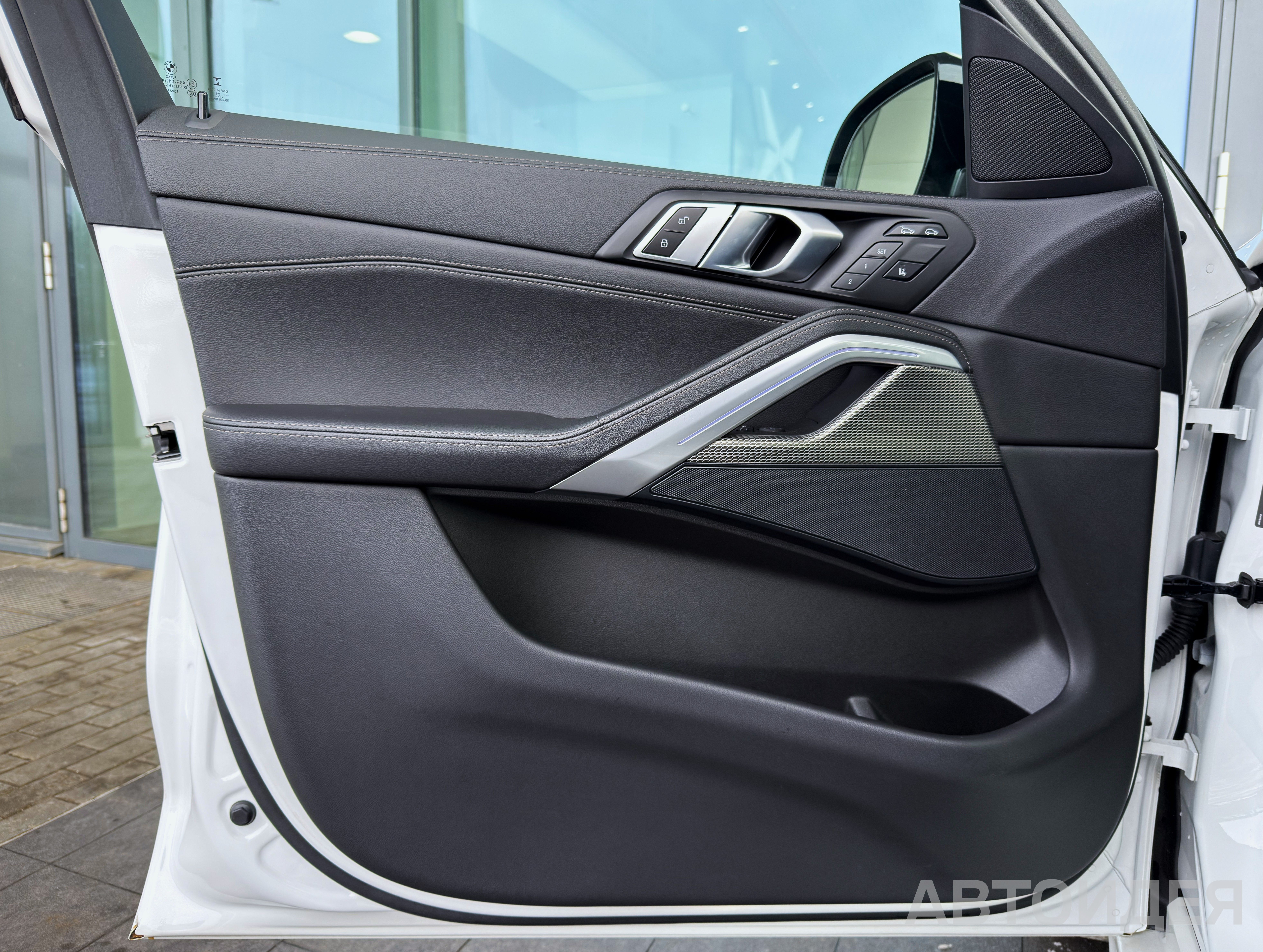 BMW X6 xDrive40d Белый Минерал металлик фото 11
