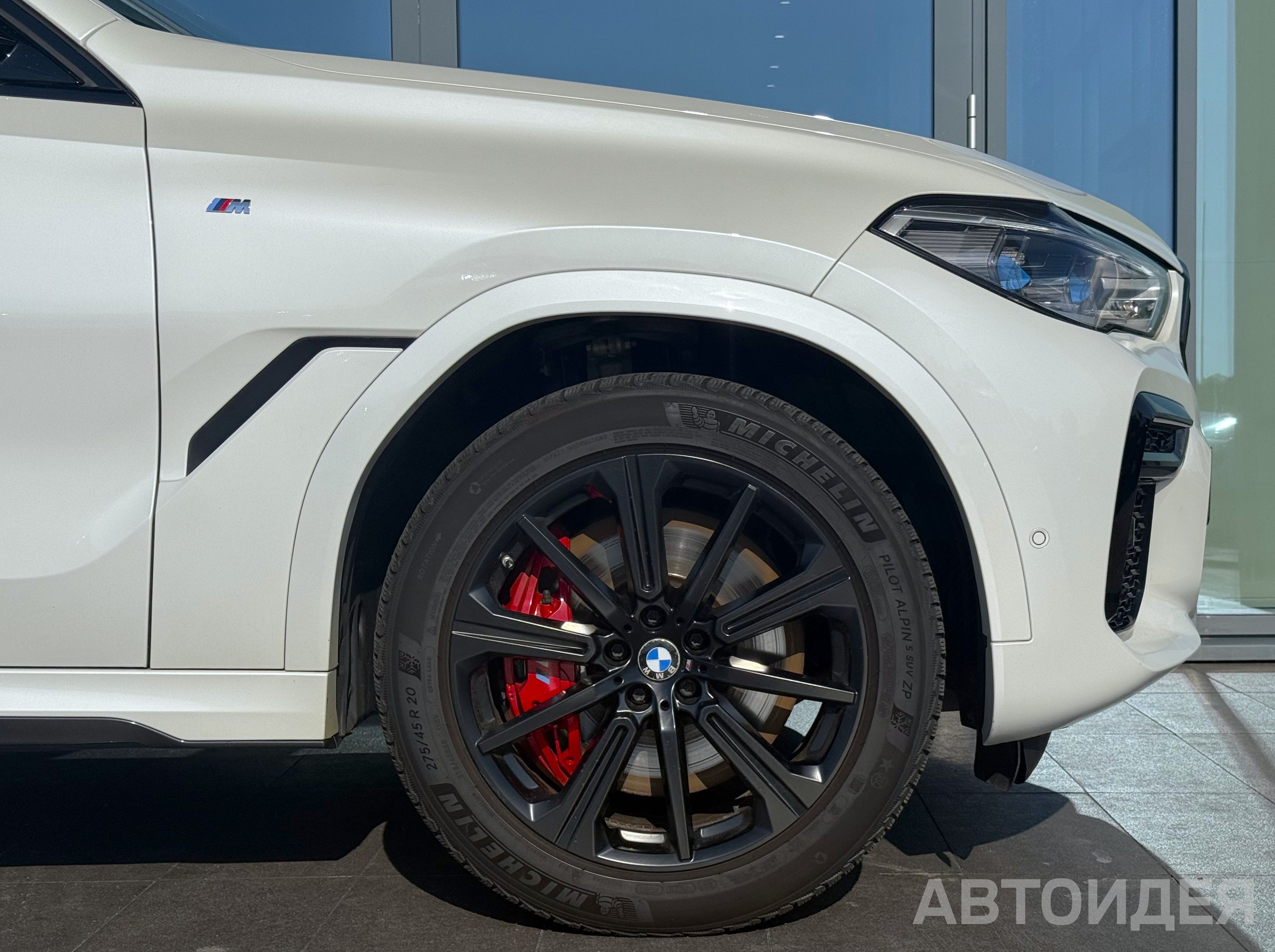 BMW X6 xDrive40d Белый Минерал металлик фото 29