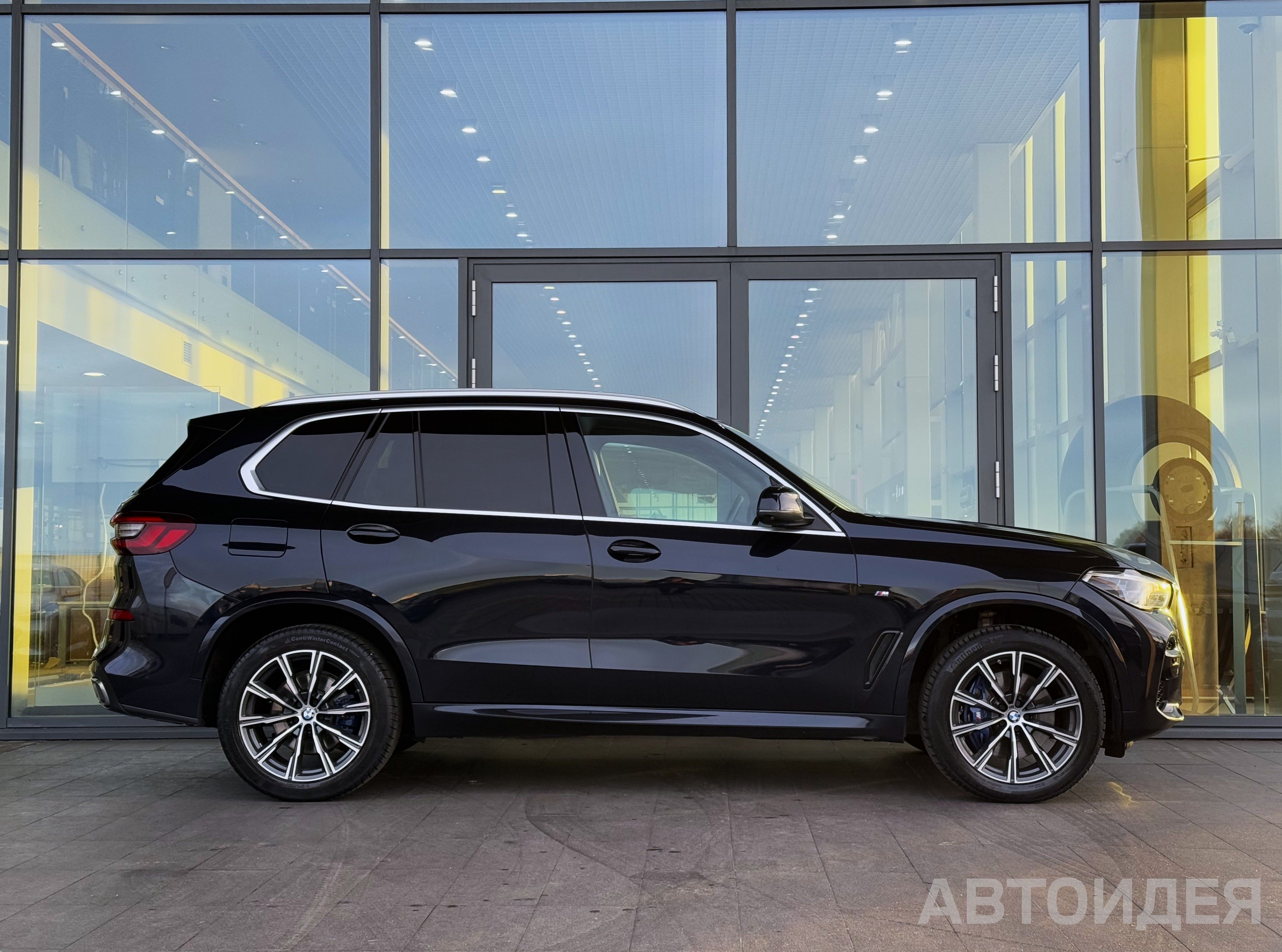 BMW X5 xDrive 30d Черный Карбон металлик фото 2