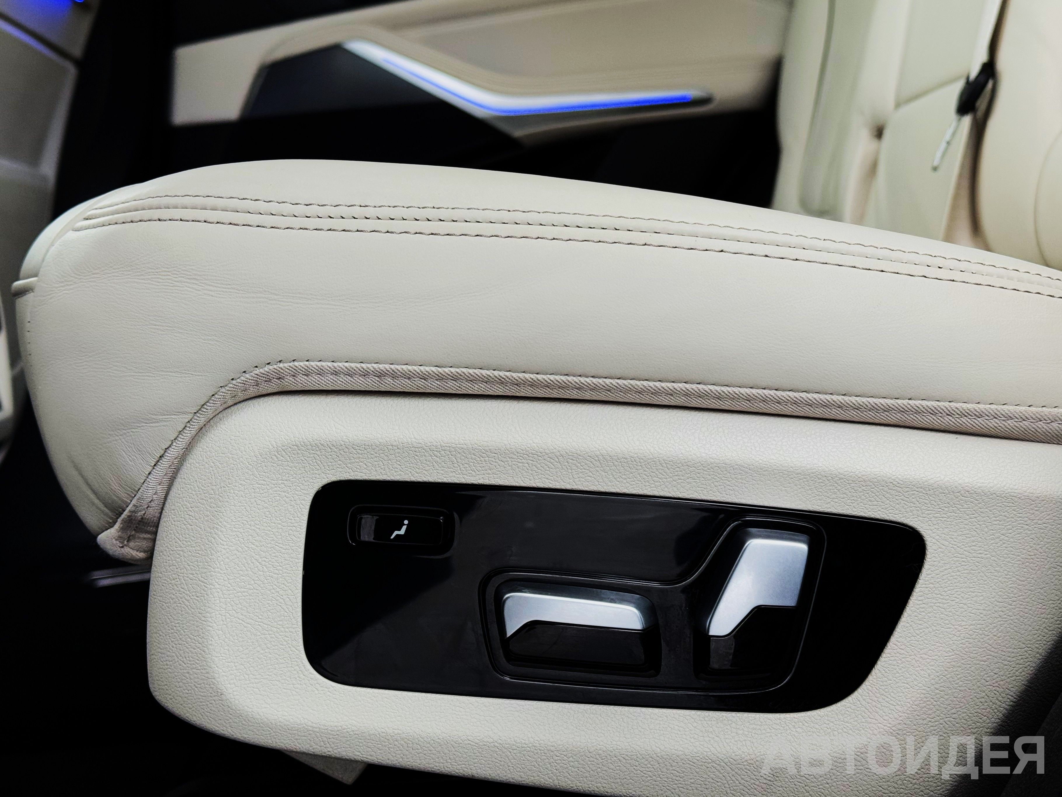 BMW X5 xDrive 30d Черный Карбон металлик фото 16