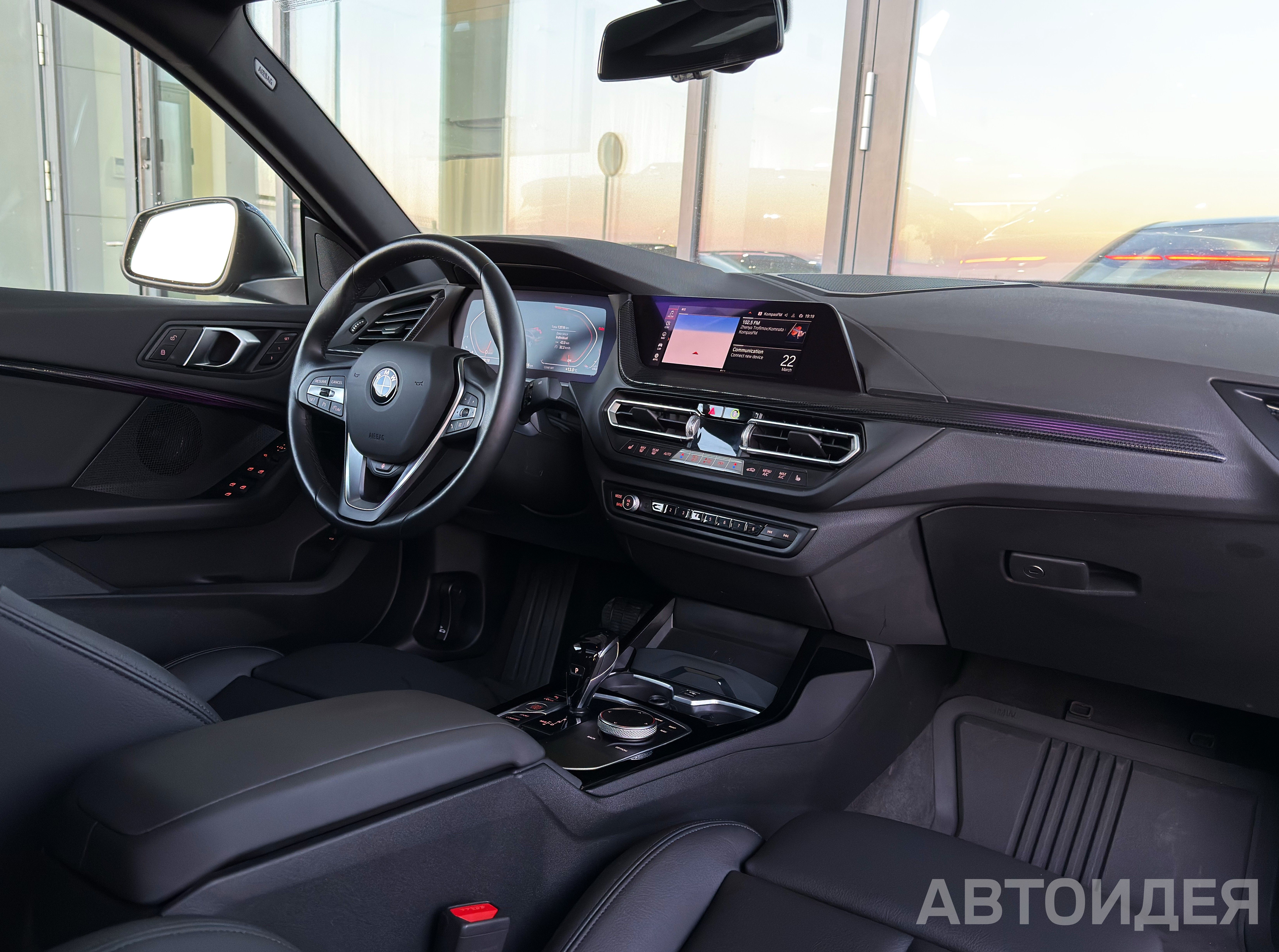 BMW 228i xDrive фото 5