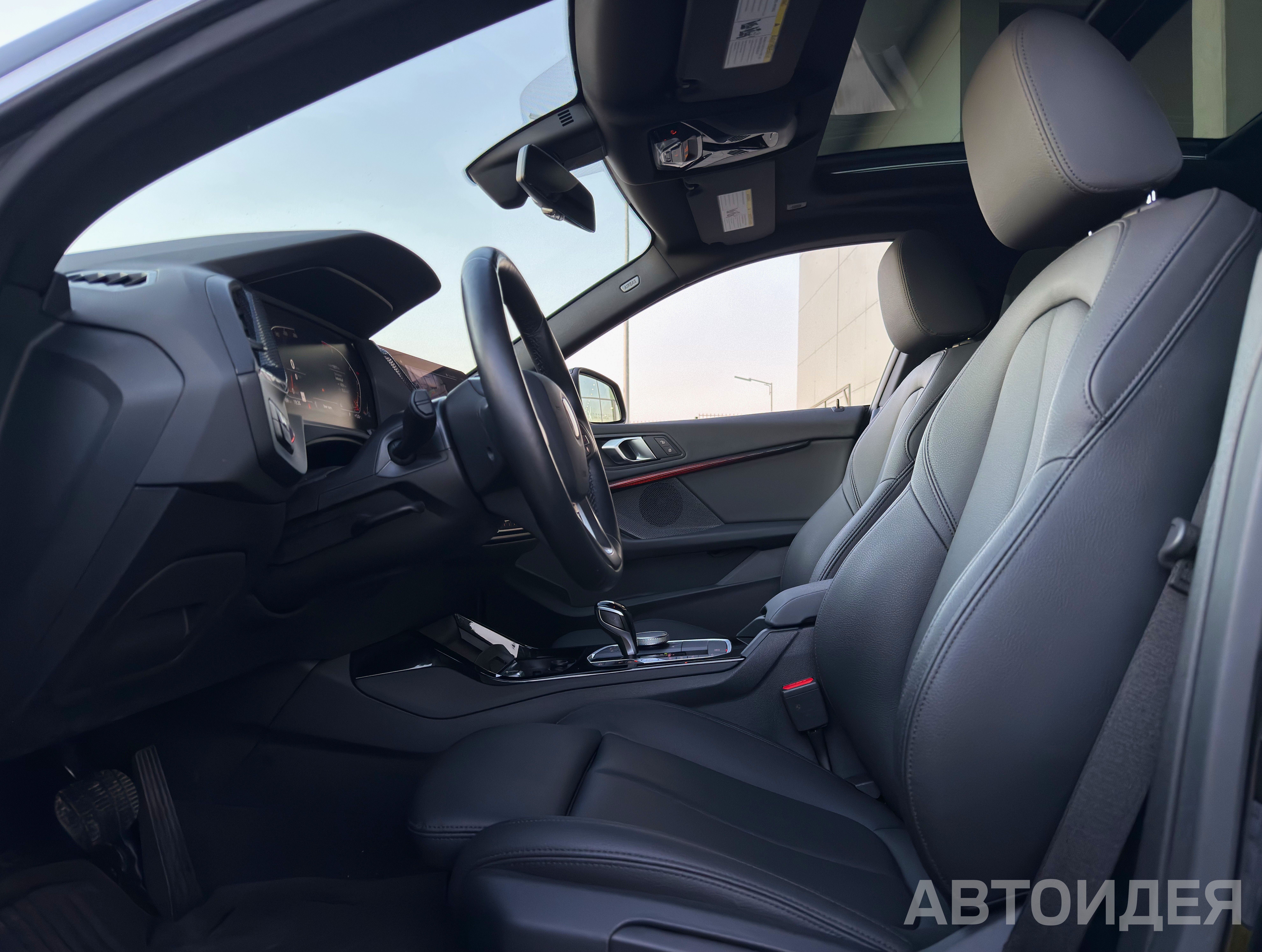 BMW 228i xDrive фото 12