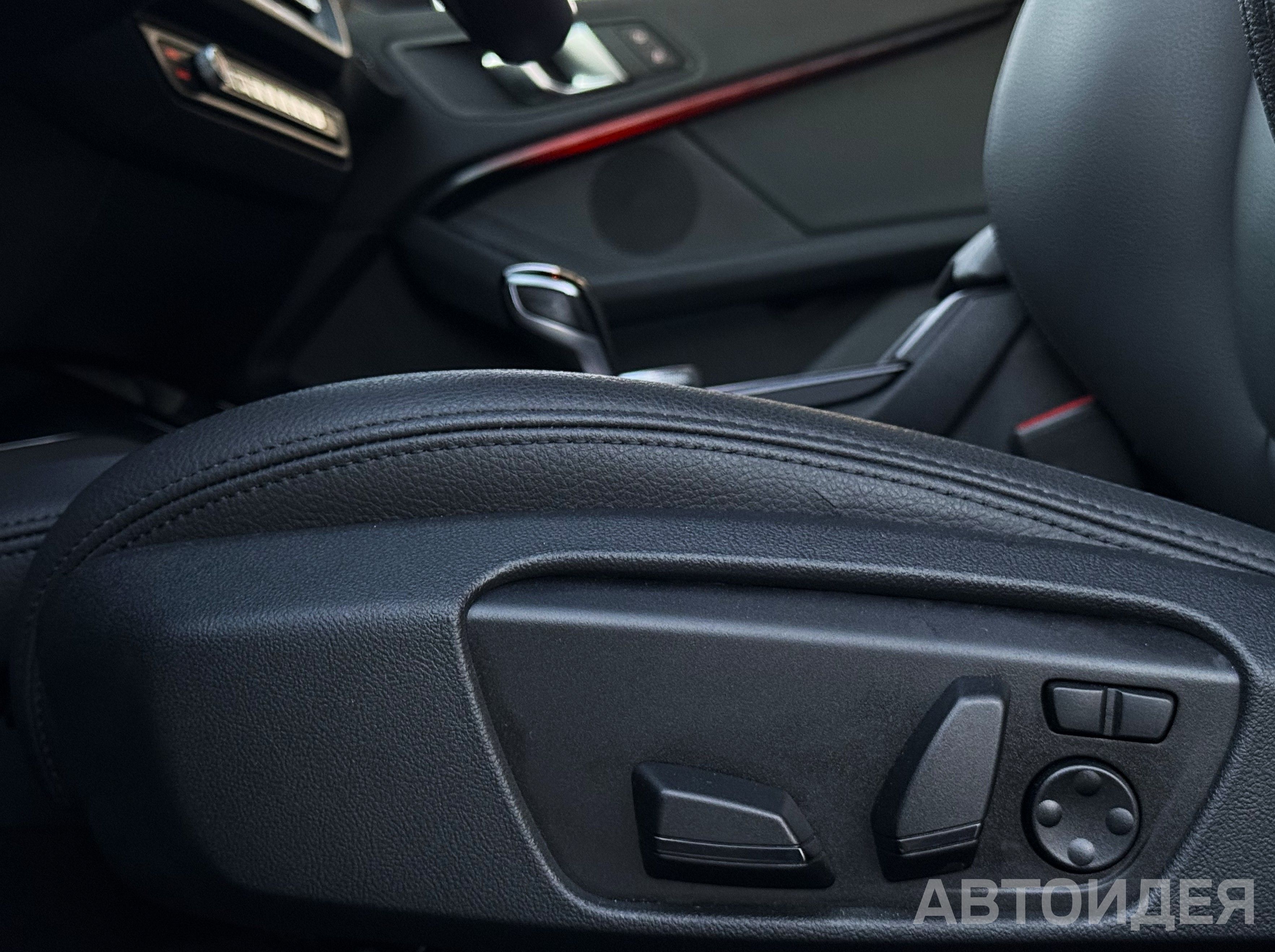 BMW 228i xDrive фото 13