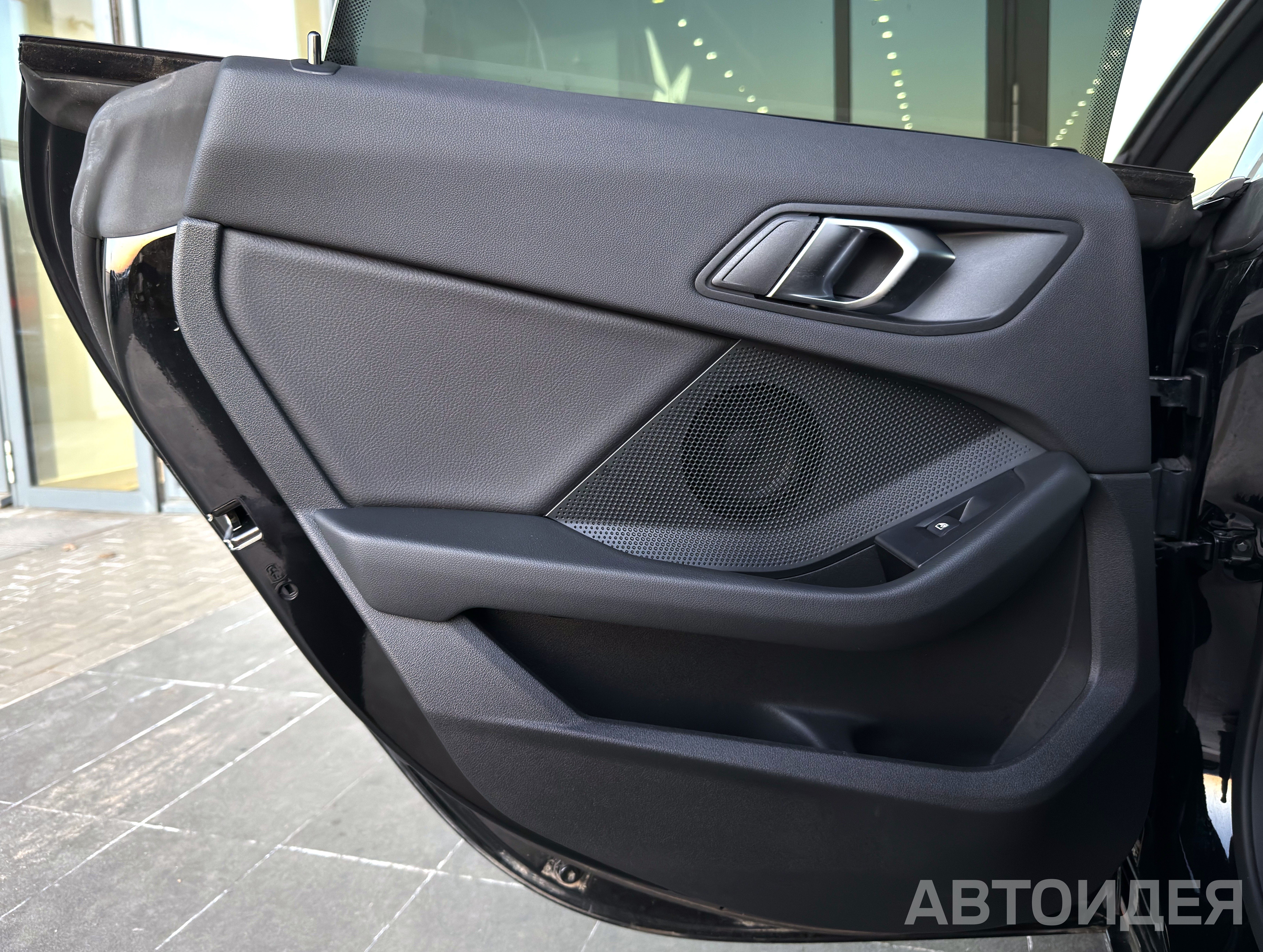 BMW 228i xDrive фото 14