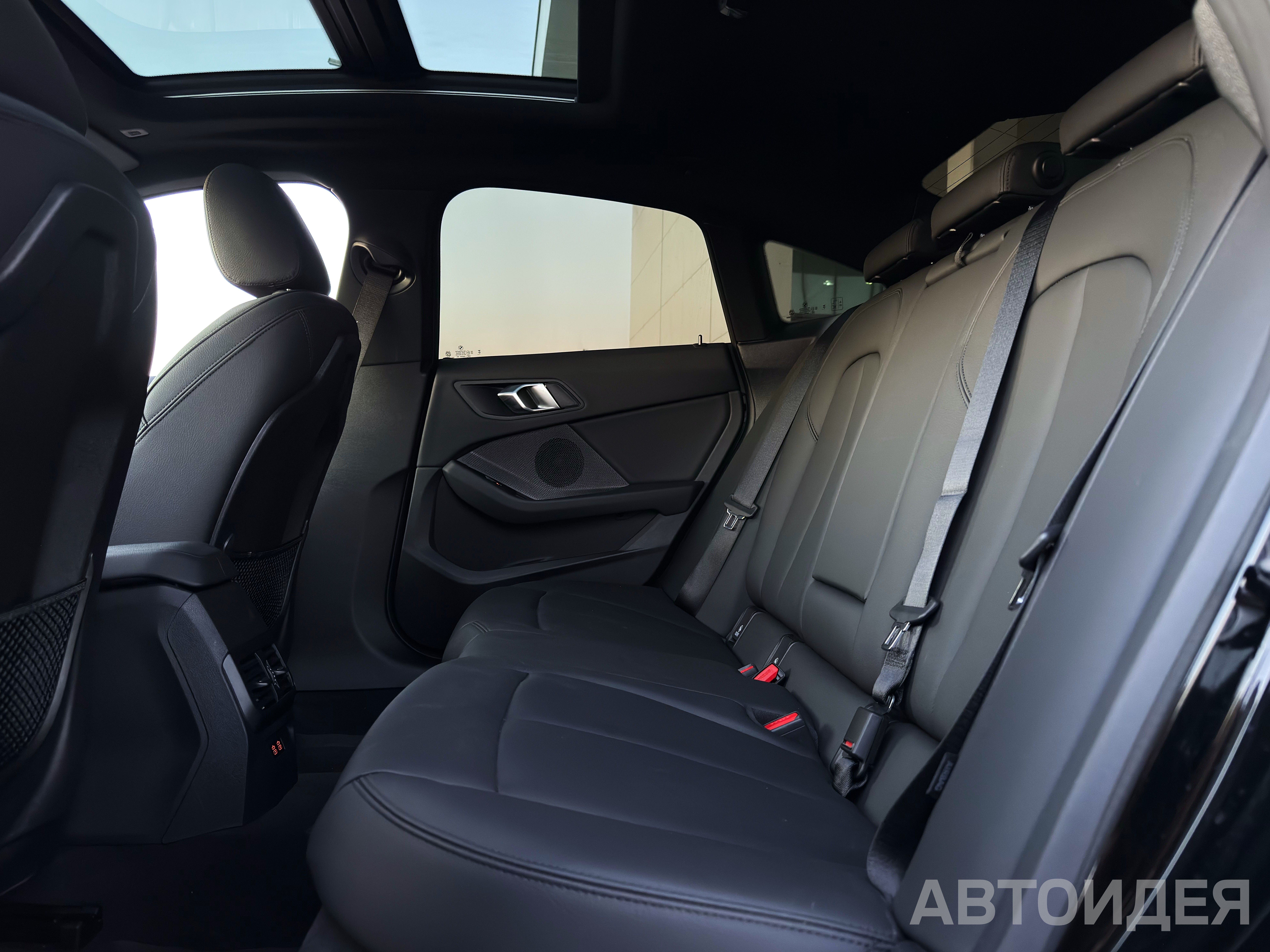 BMW 228i xDrive фото 15