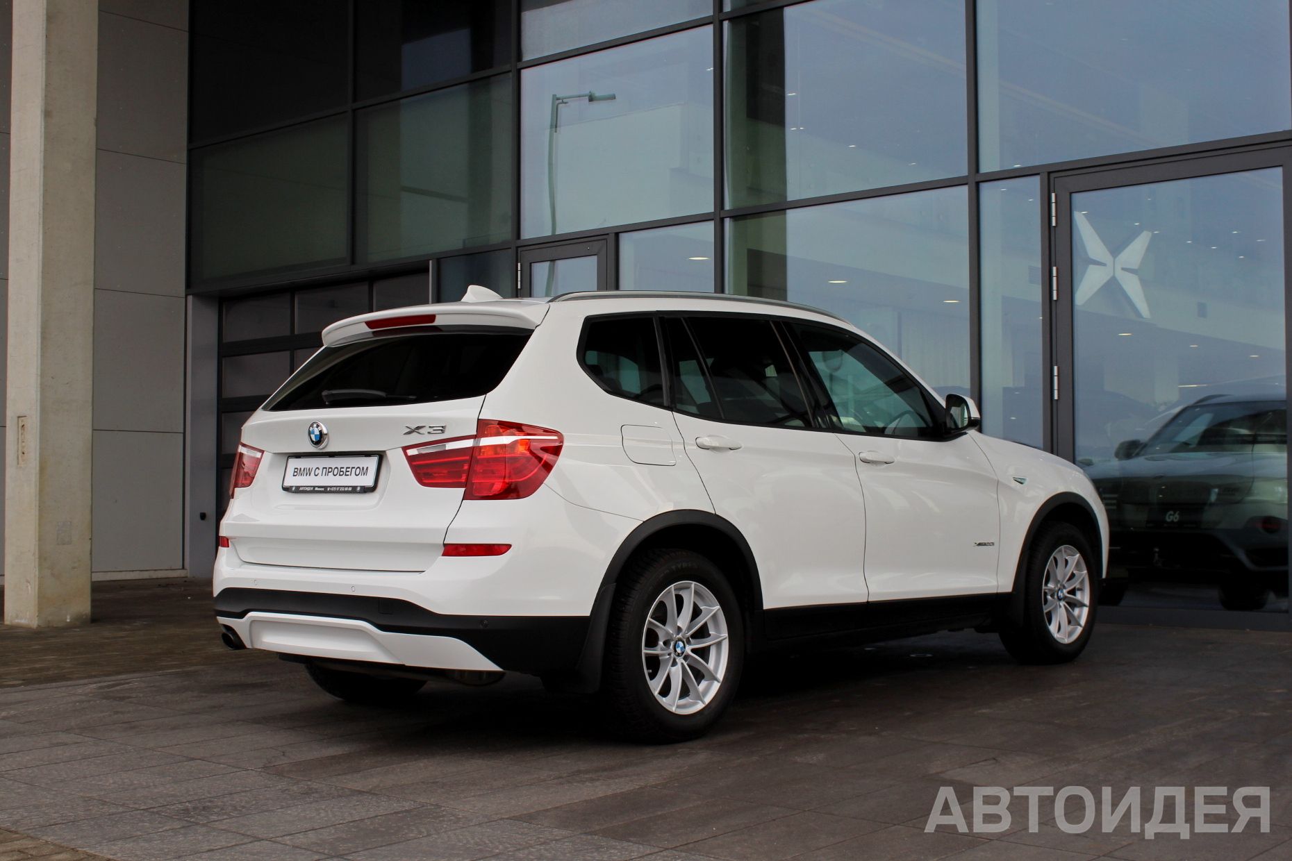 BMW X3 xDrive20i Белоснежный неметаллик фото 1