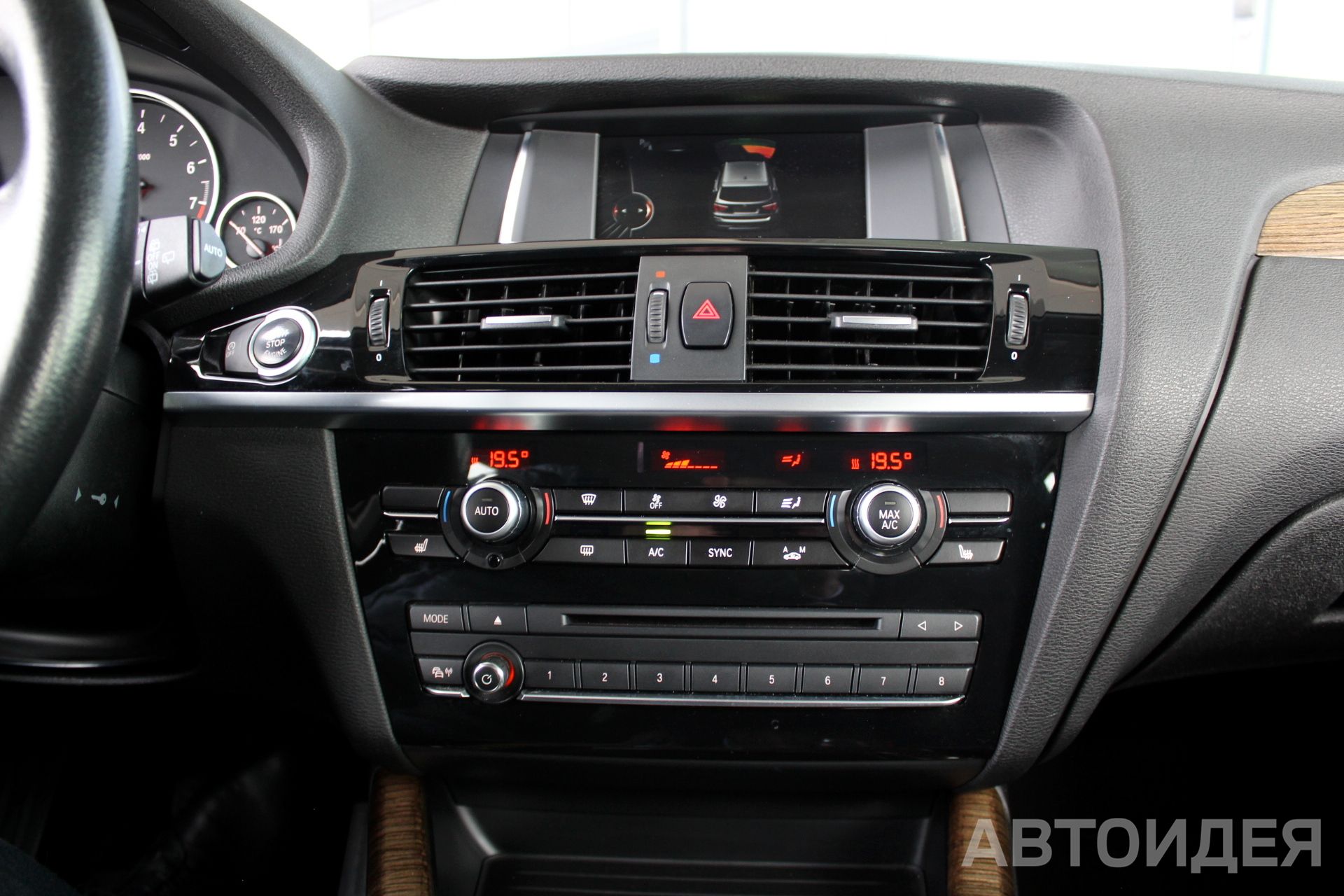BMW X3 xDrive20i Белоснежный неметаллик фото 12