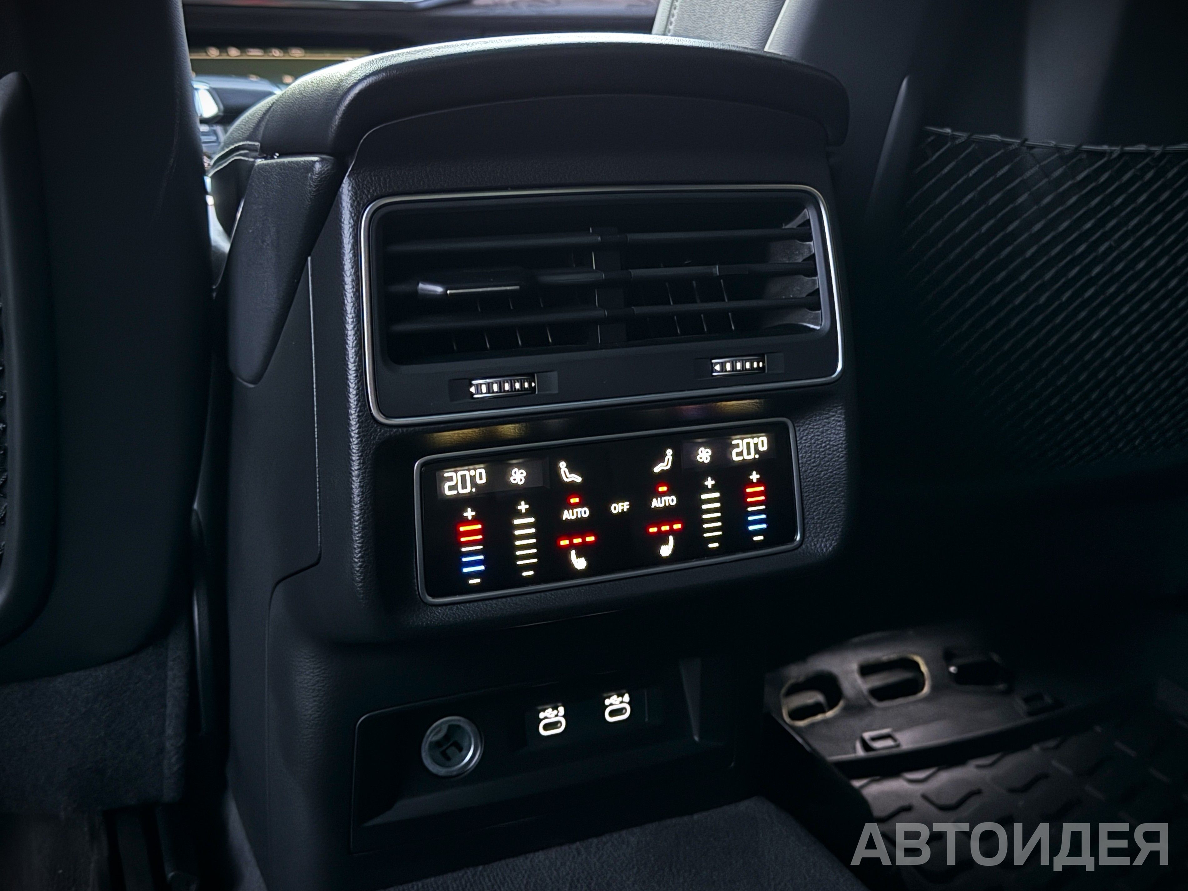 Audi Q8 55 TFSI чёрный металлик orcaschwarz фото 16
