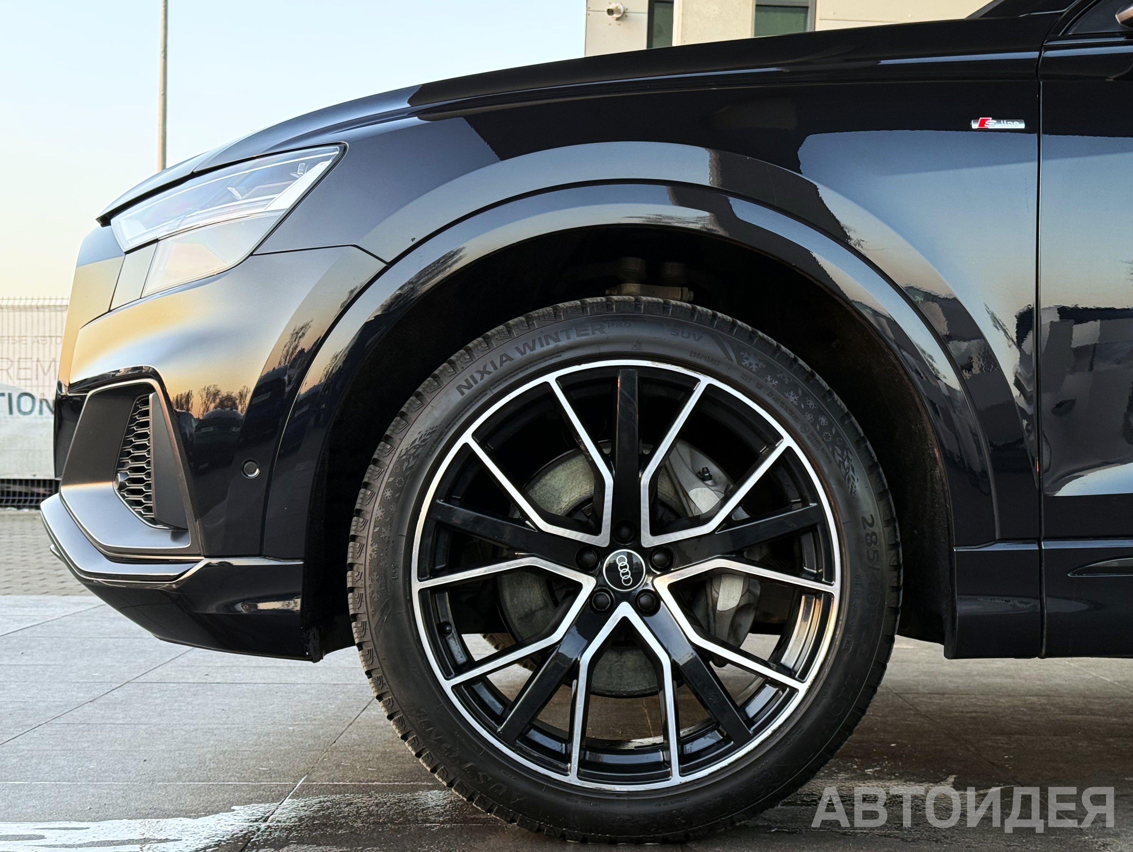 Audi Q8 55 TFSI чёрный металлик orcaschwarz фото 29