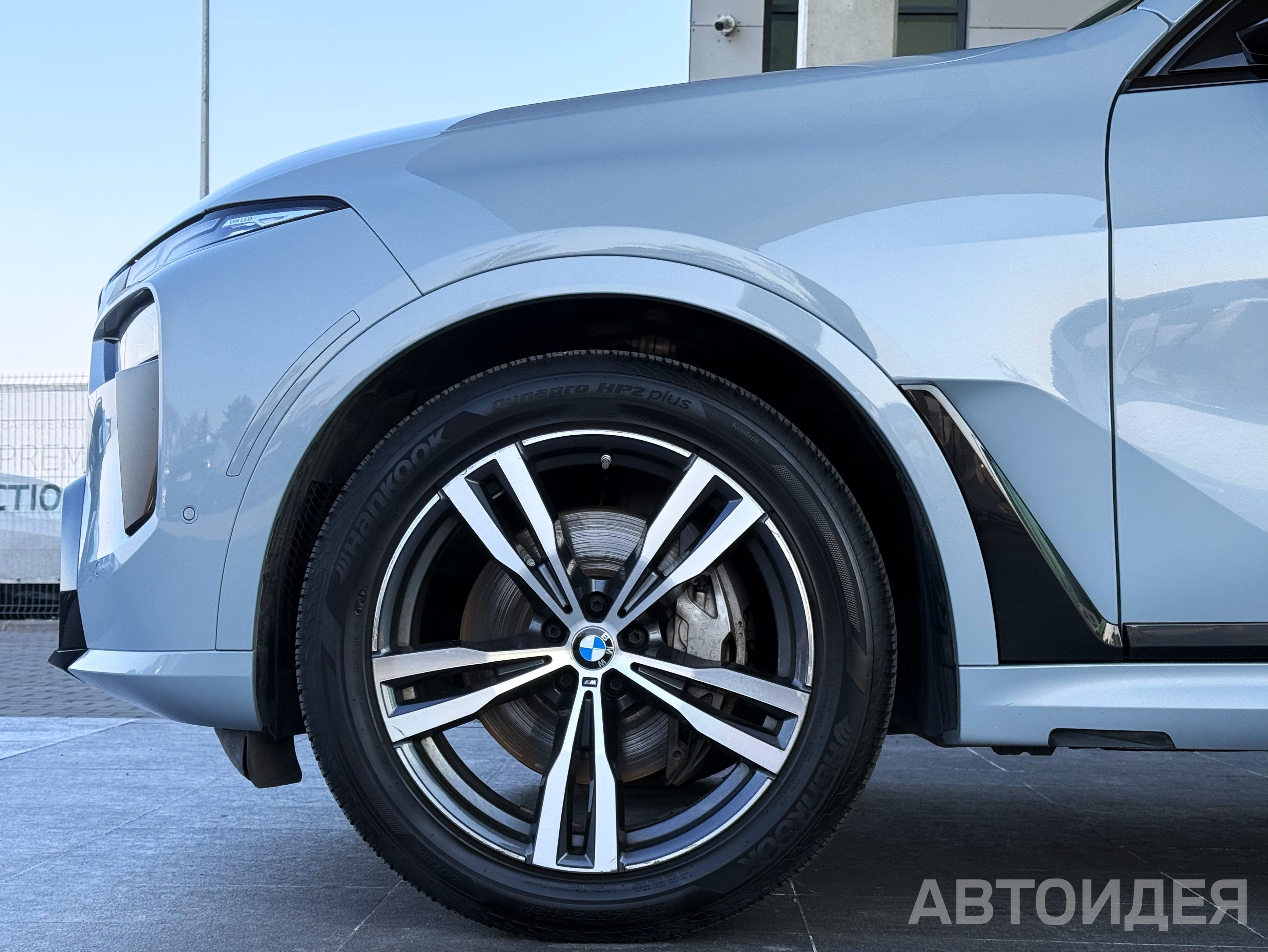 BMW X7 xDrive40i M Серый Бруклин металлик фото 10