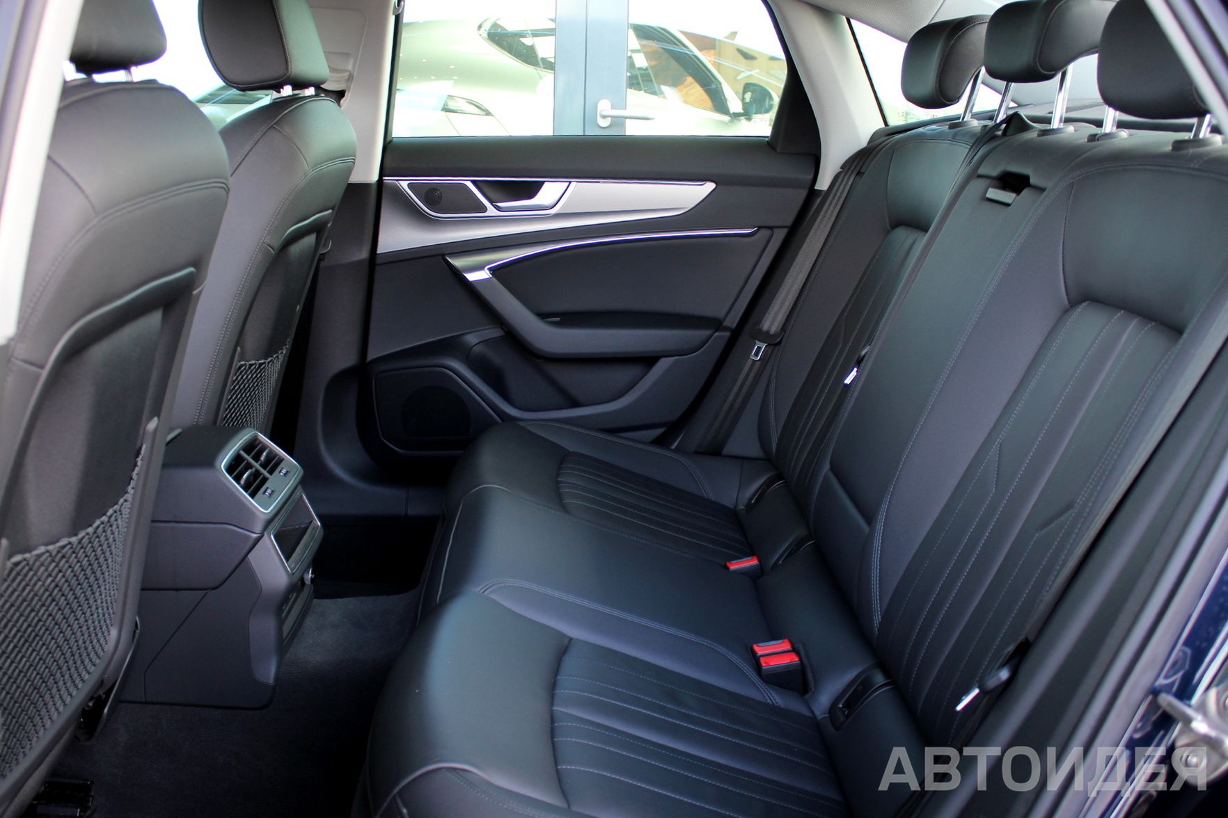 Audi A6 C8 фото 22