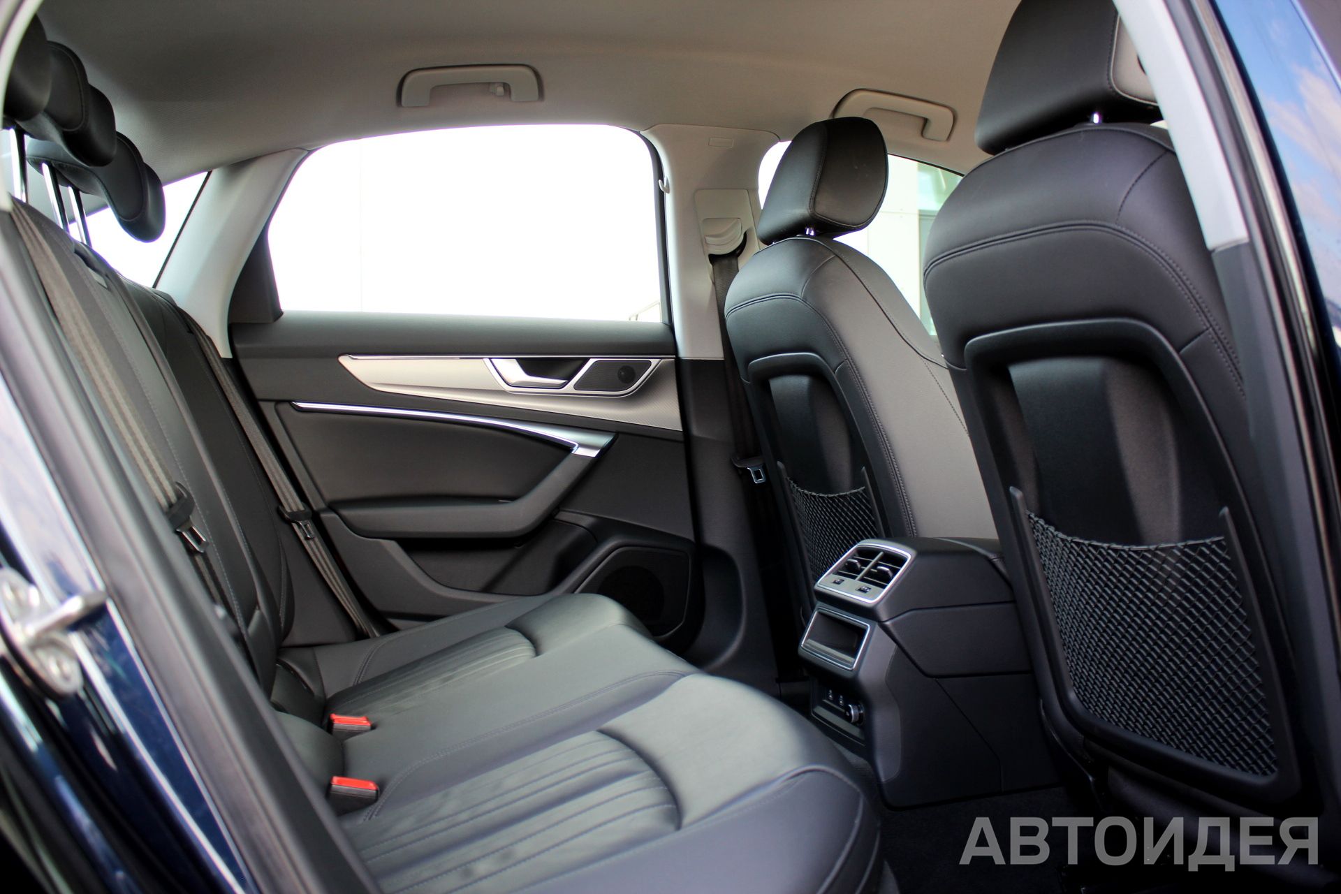 Audi A6 C8 фото 23