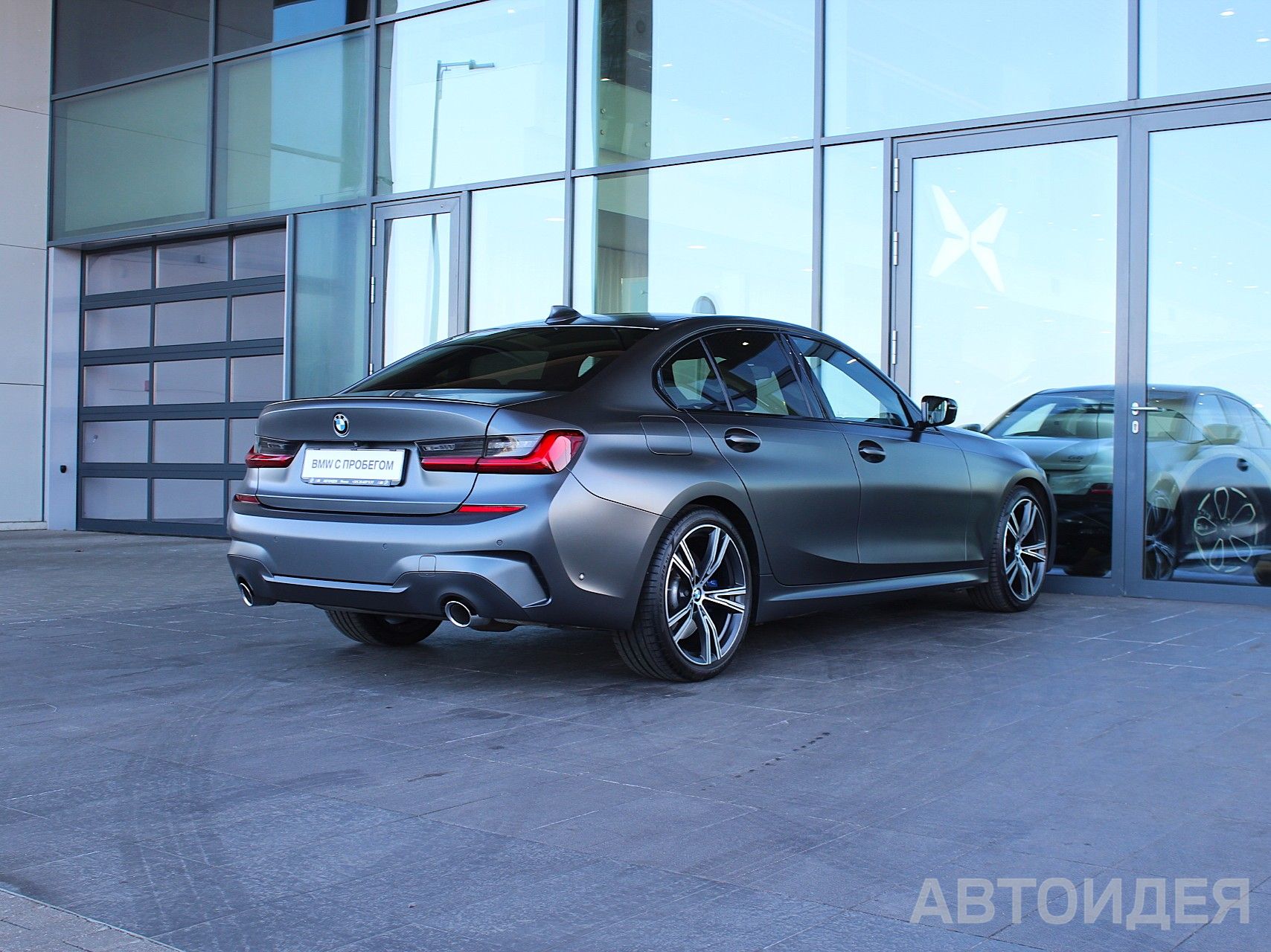 BMW 330d xDrive фото 3
