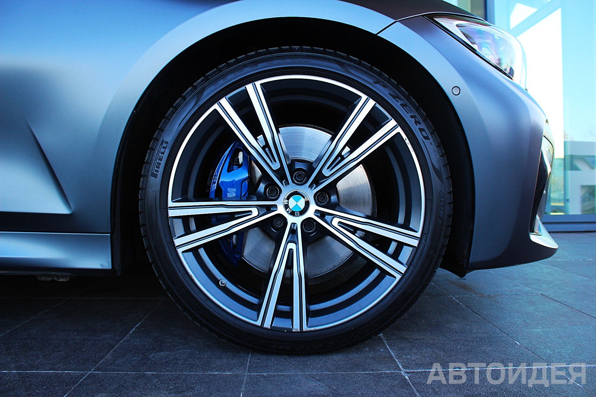 BMW 330d xDrive фото 28