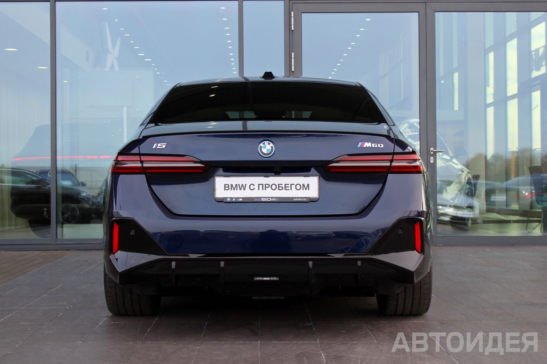 BMW i5 M60 xDrive Синий Танзанит II металлик фото 5