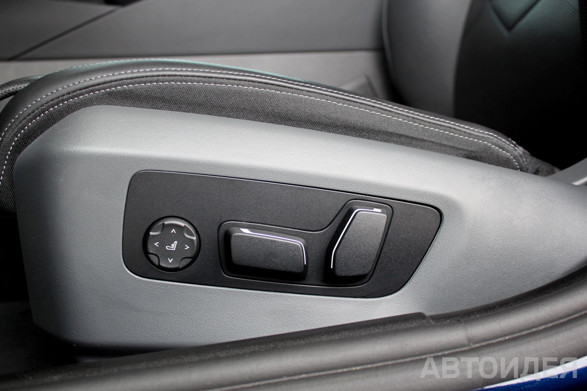 BMW i5 M60 xDrive Синий Танзанит II металлик фото 24