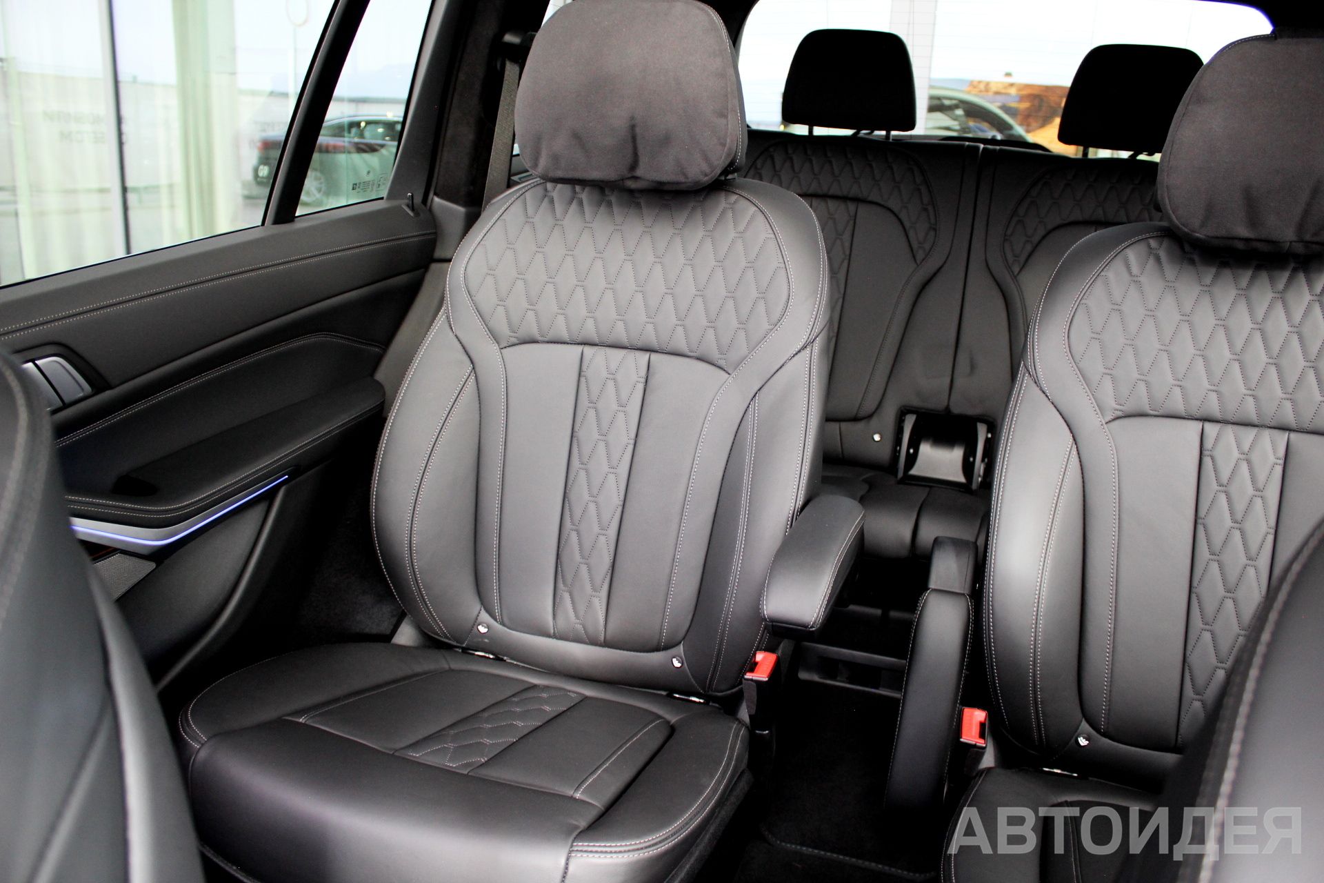 BMW X7 xDrive40d фото 26