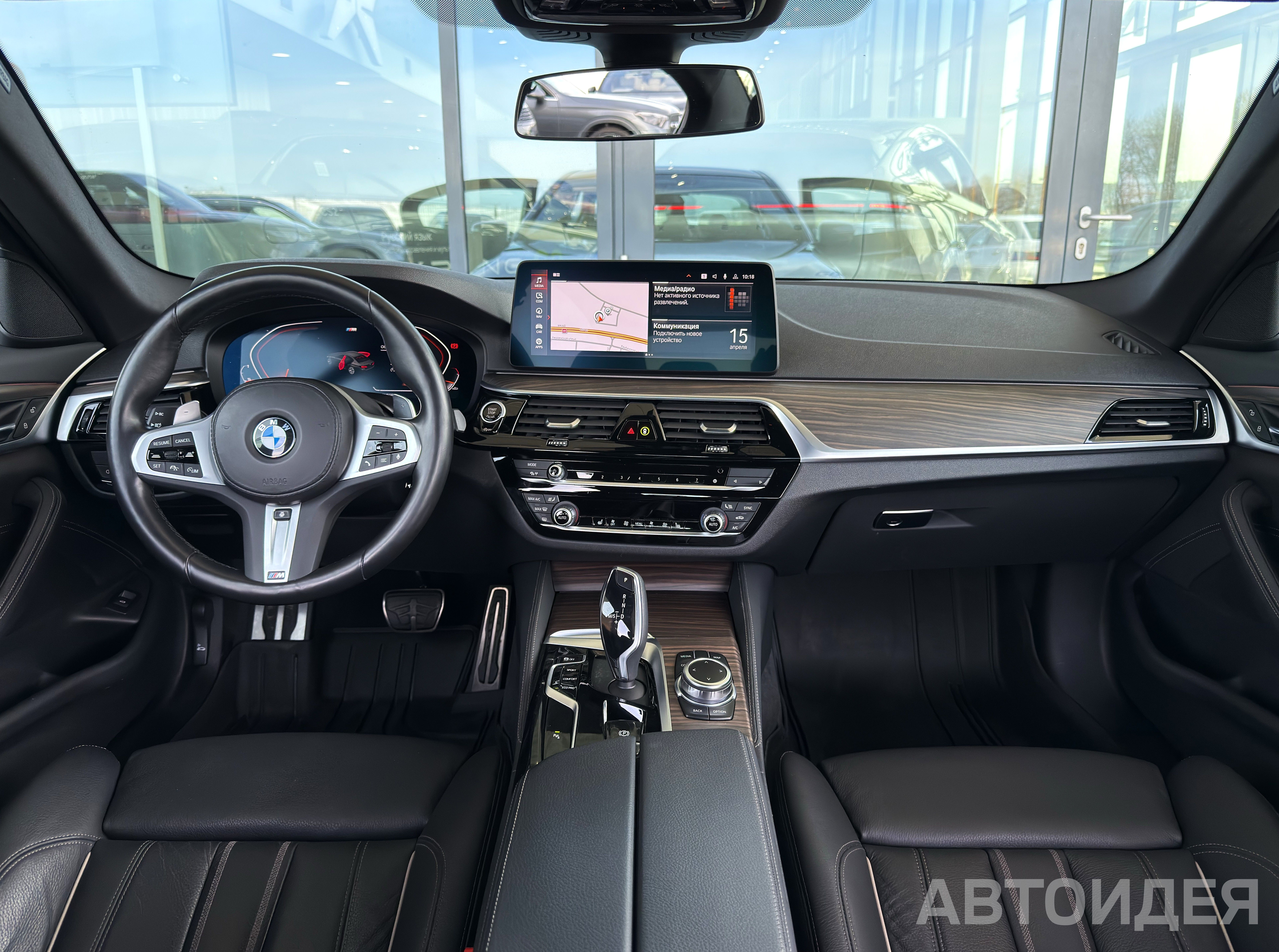 BMW 530i xDrive Sedan Черный Карбон металлик фото 6