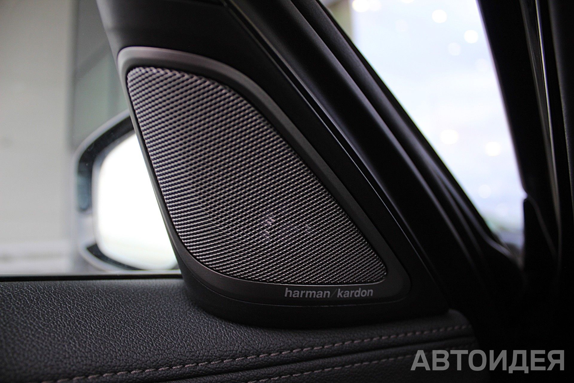 BMW 740Li Sedan фото 26