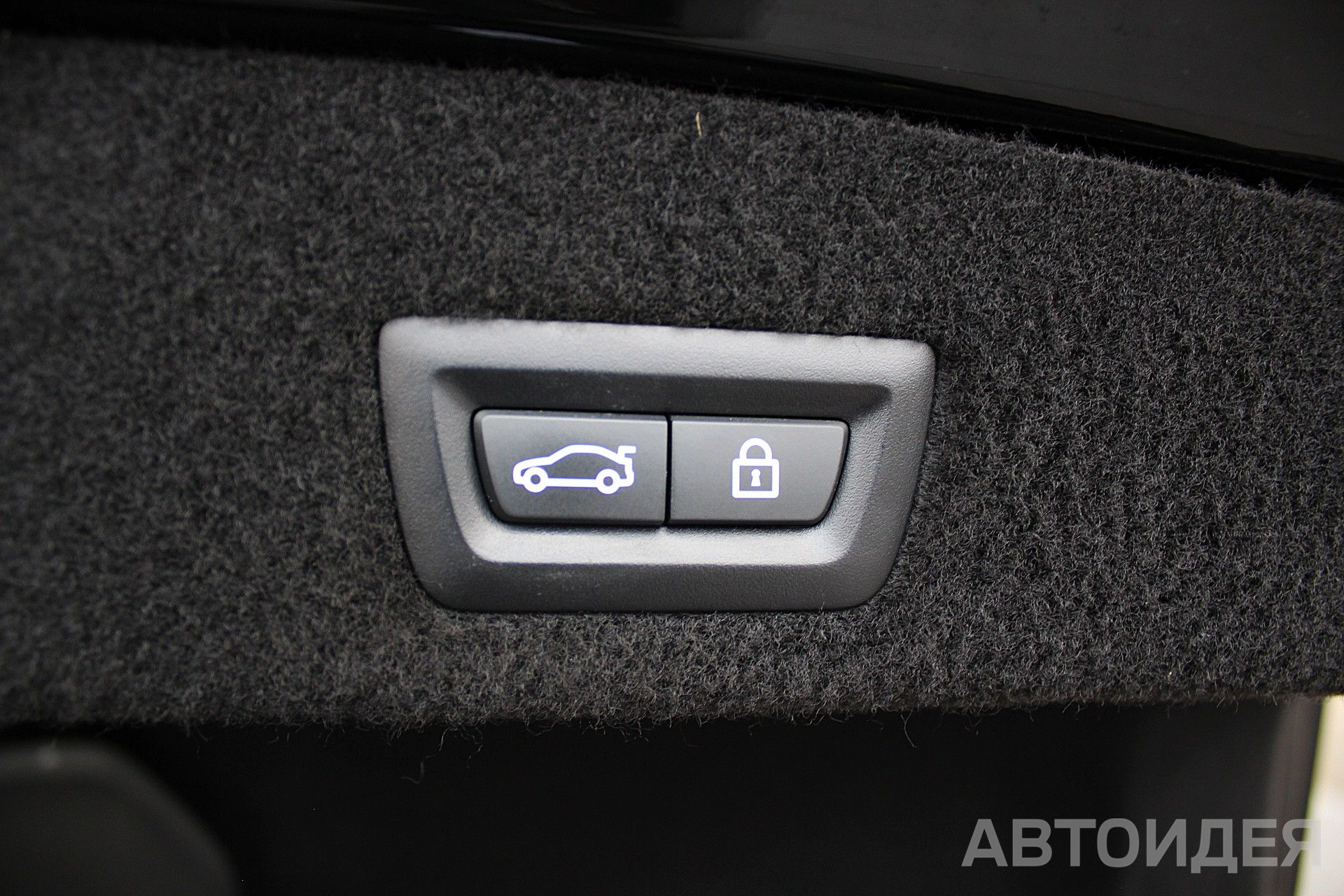 BMW 740Li Sedan фото 28