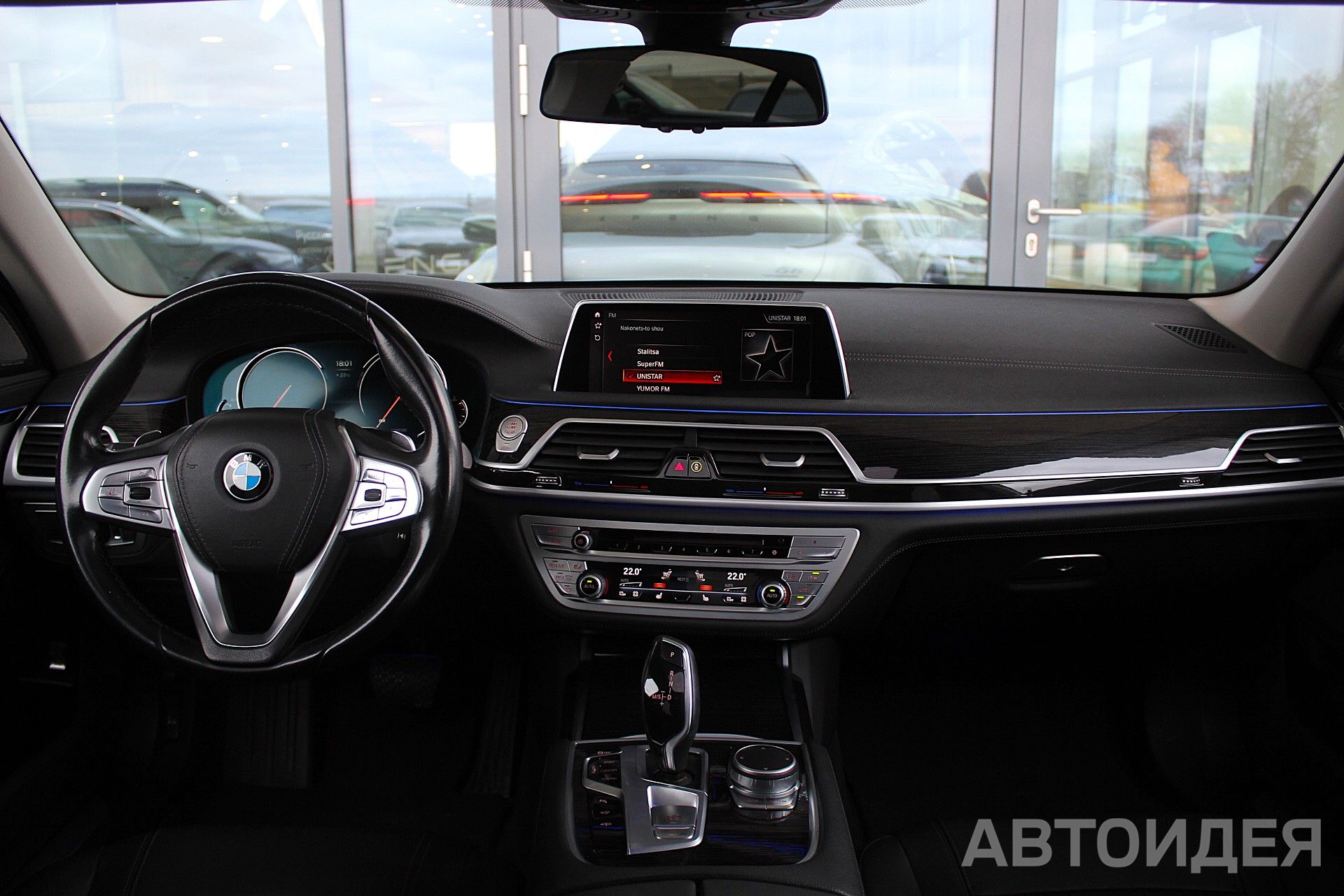 BMW 740Li Sedan Черный неметаллик фото 6