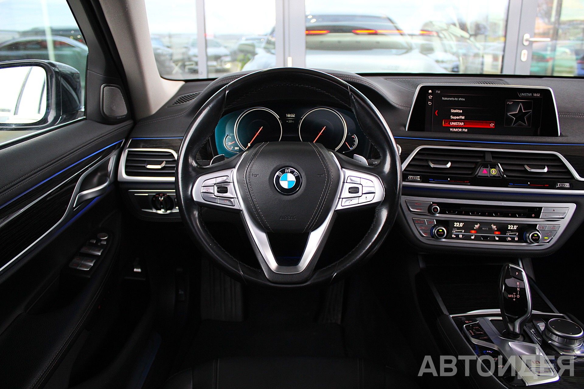 BMW 740Li Sedan Черный неметаллик фото 7