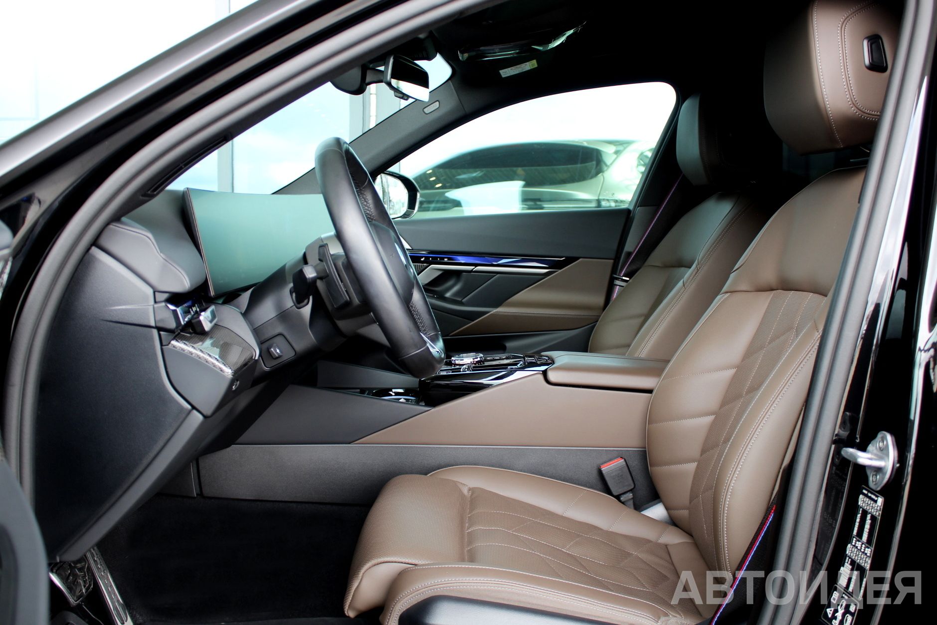 BMW 540d xDrive фото 21