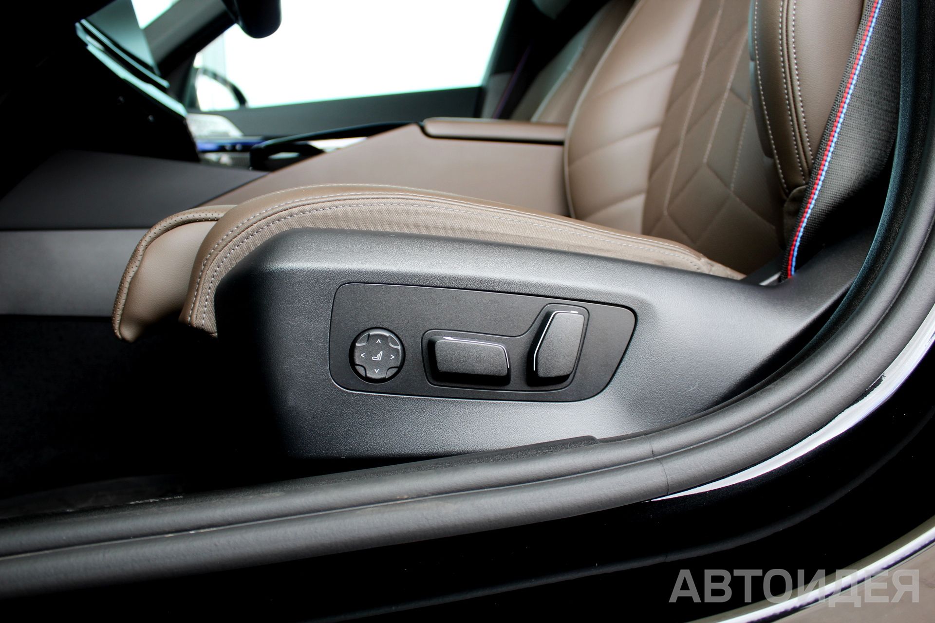 BMW 540d xDrive фото 23