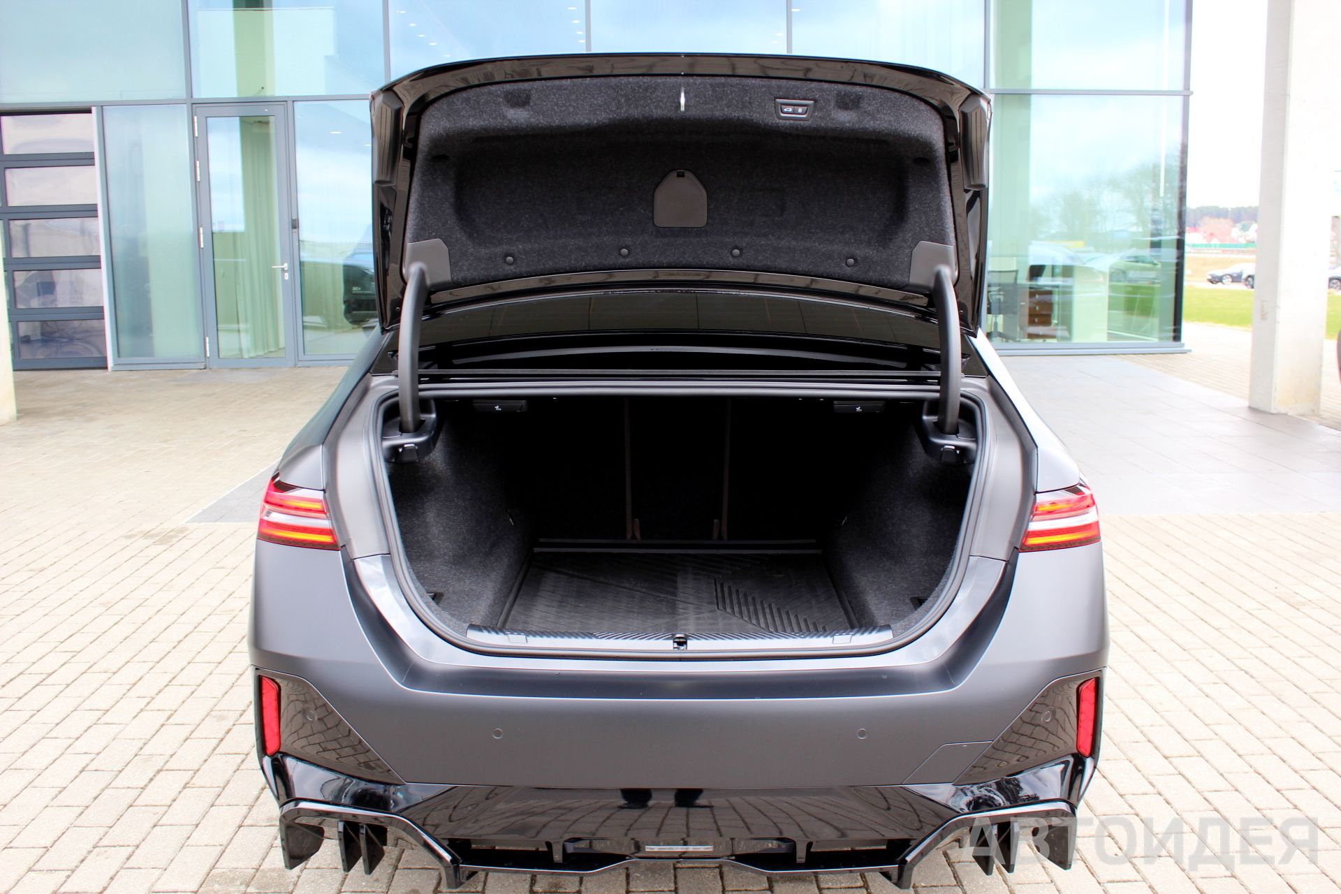 BMW 540d xDrive фото 27