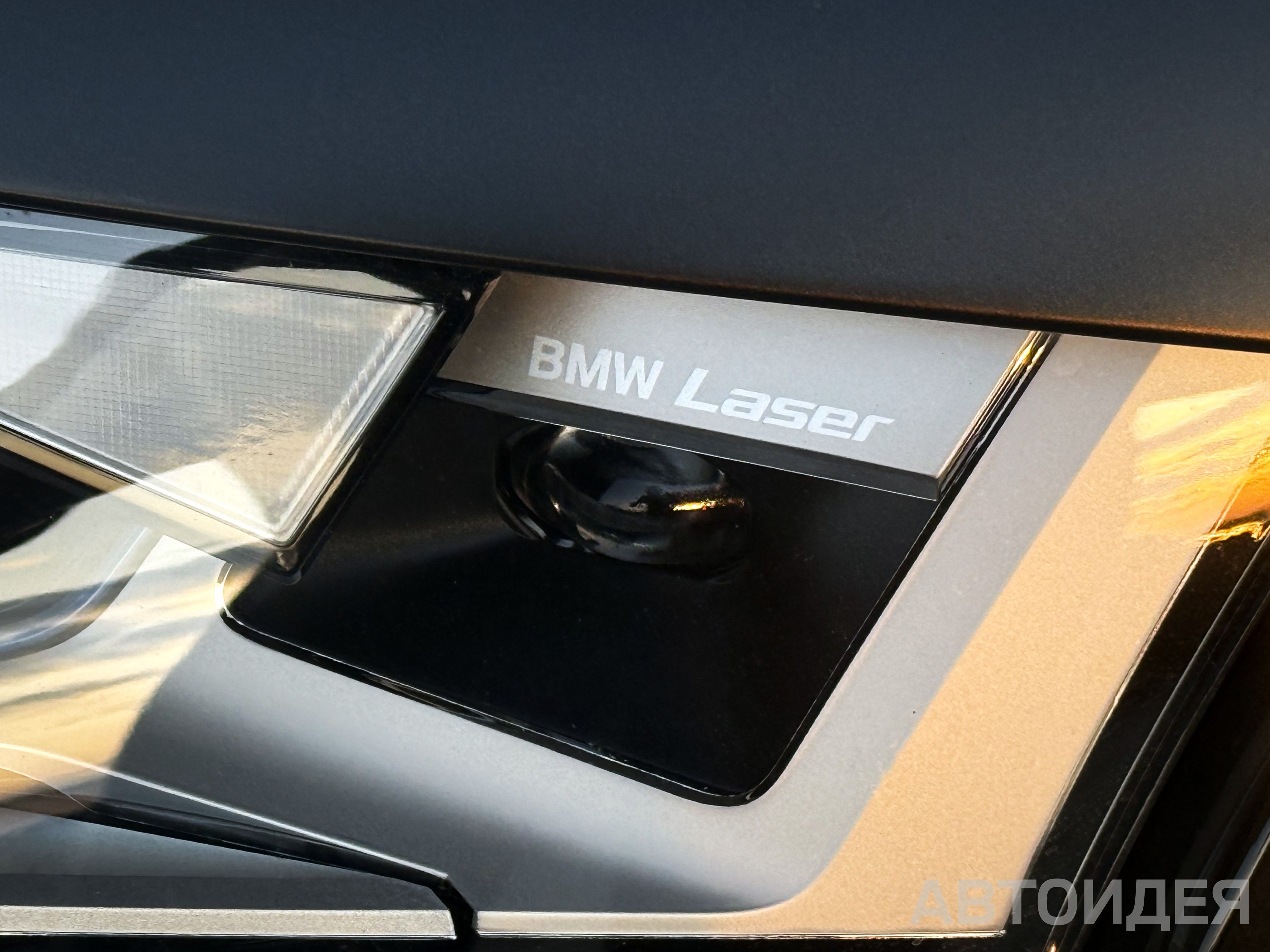 BMW i iX xDrive40 фото 27