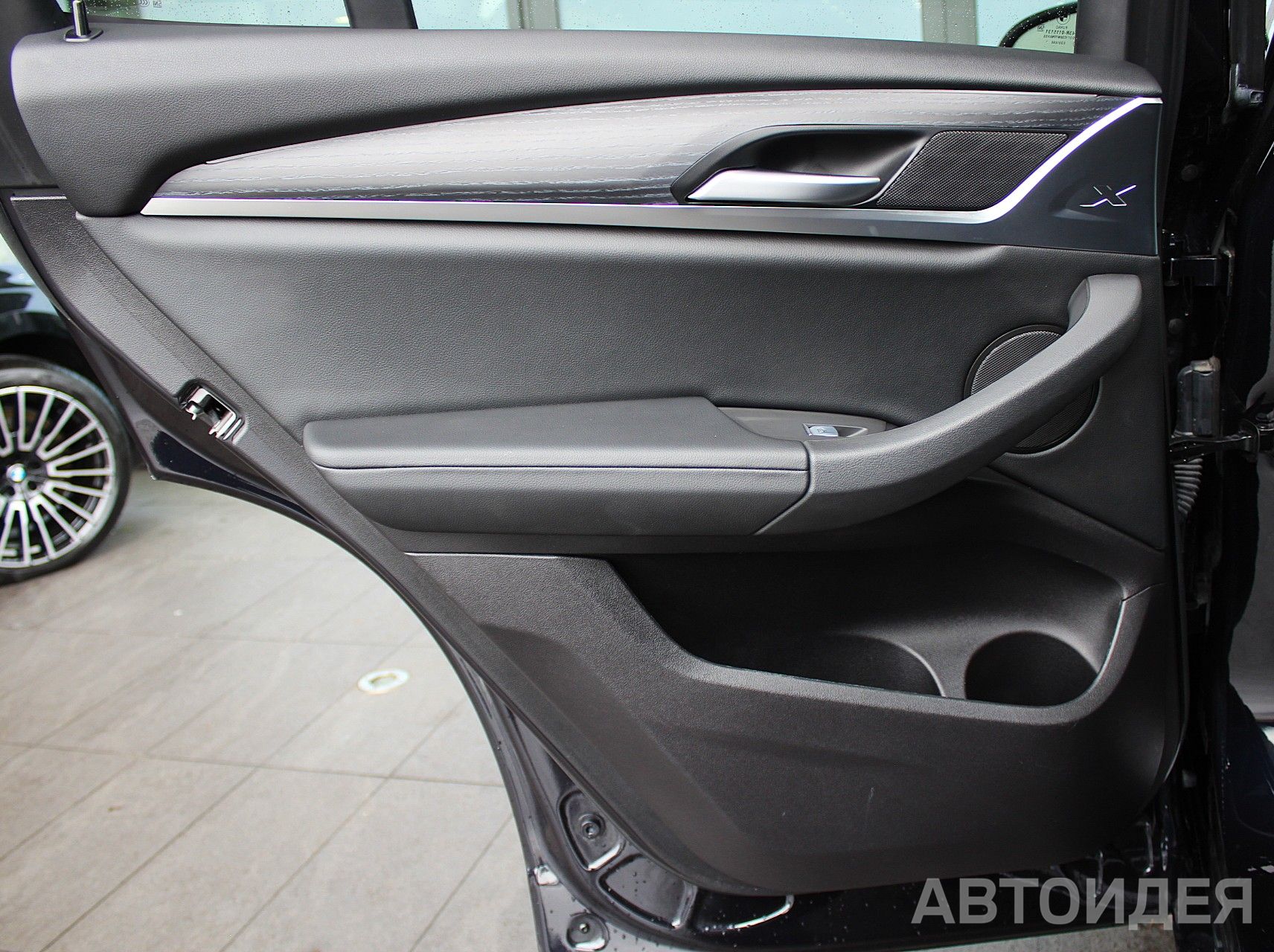 BMW X3 xDrive30i, 185кВт Черный Карбон металлик фото 15