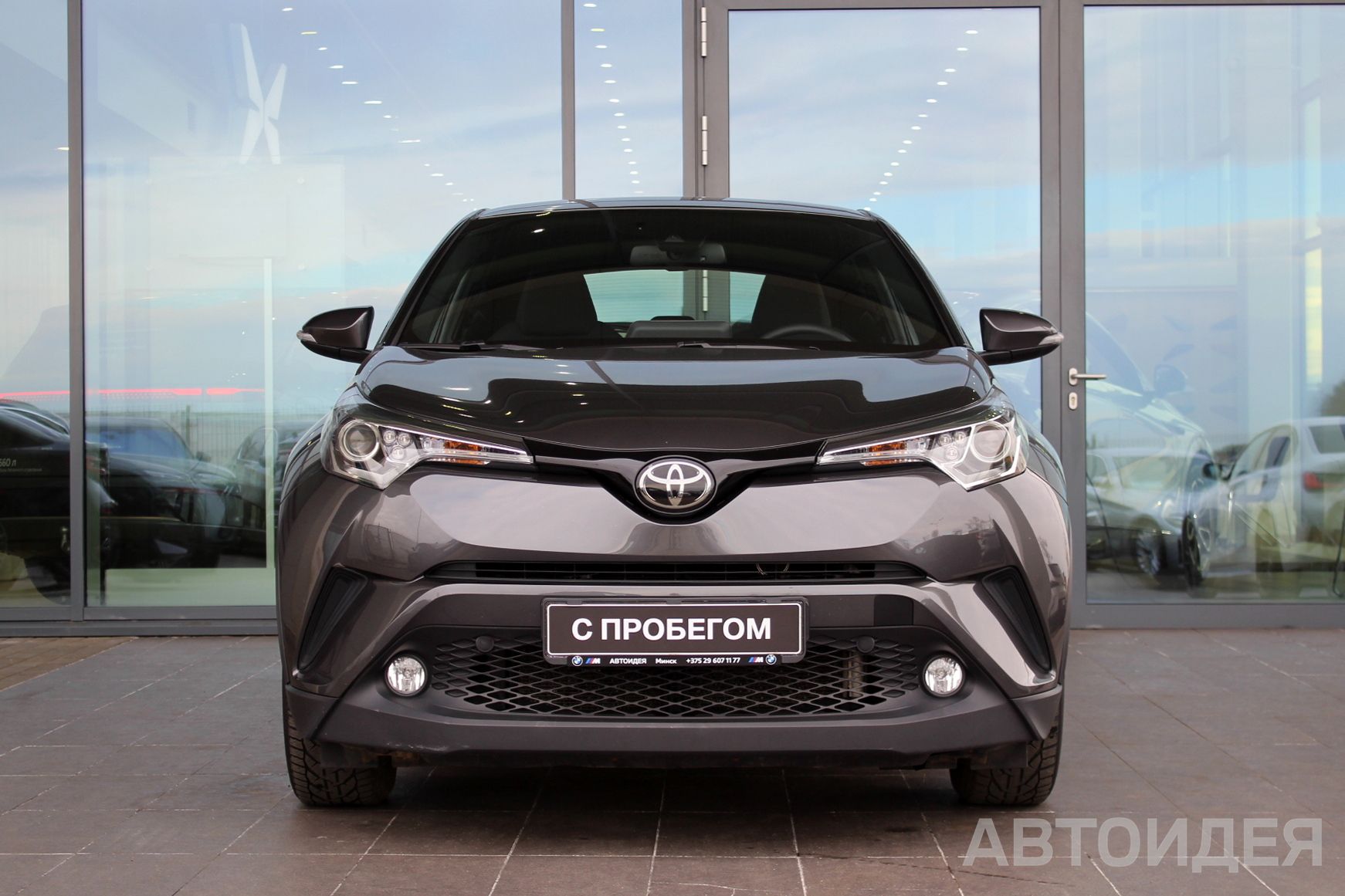 Toyota C-HR фото 4