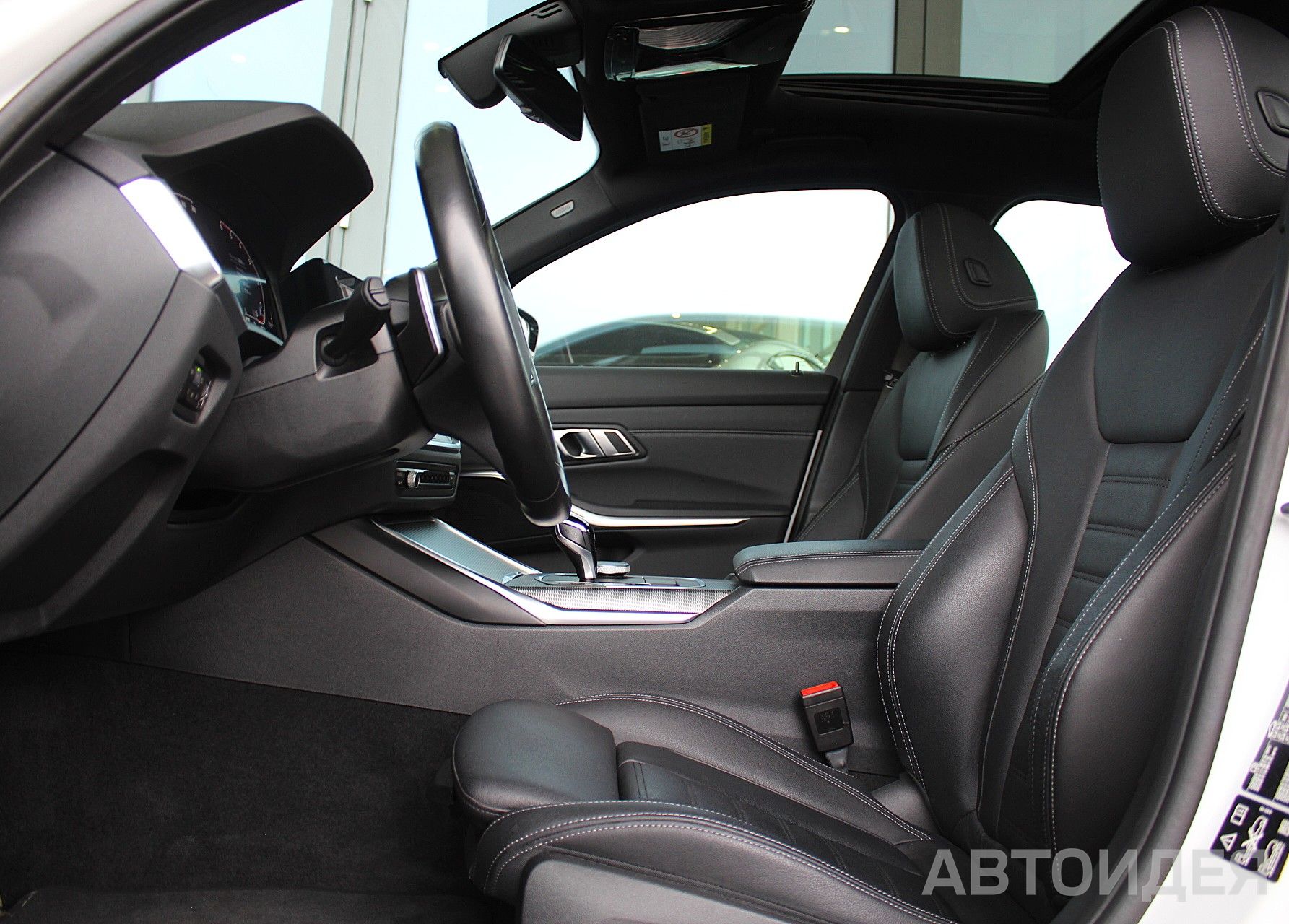 BMW 330d фото 12