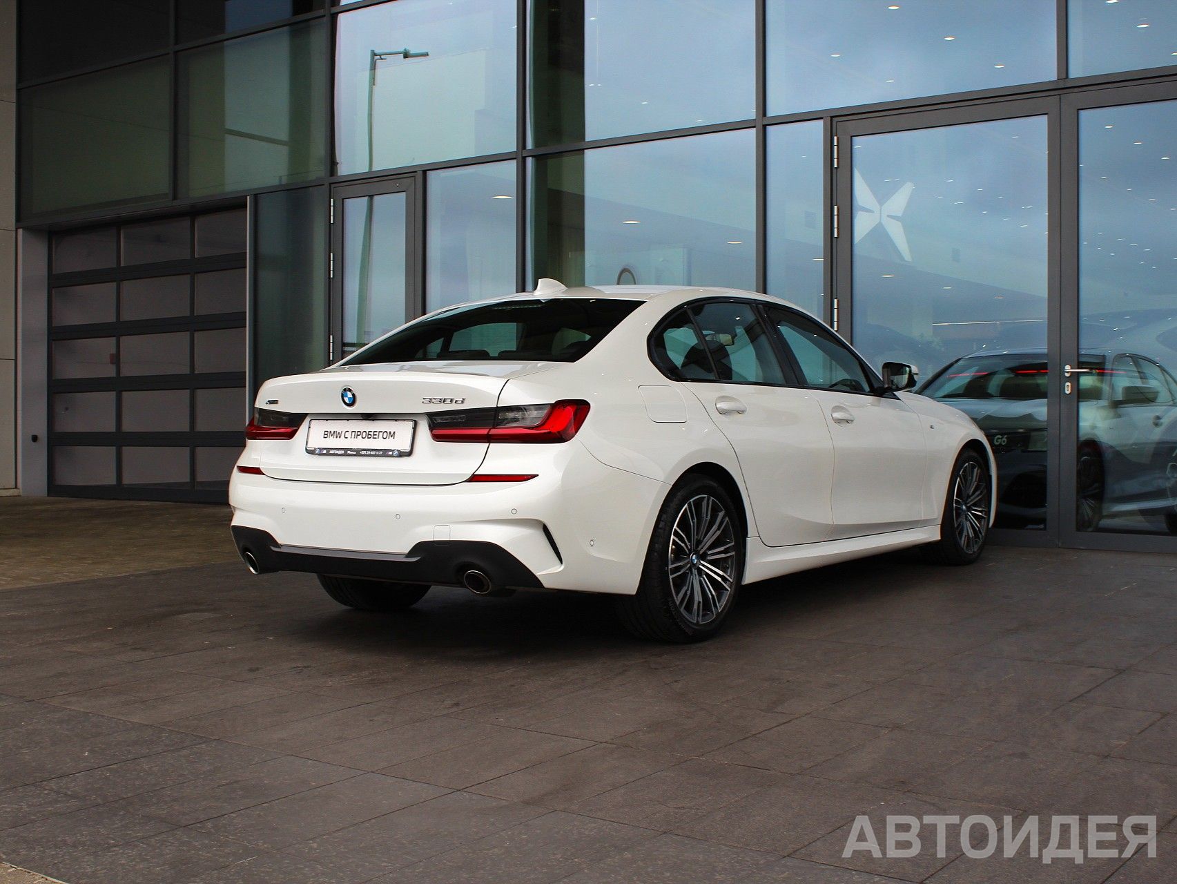 BMW 330d Белый Минерал металлик фото 3