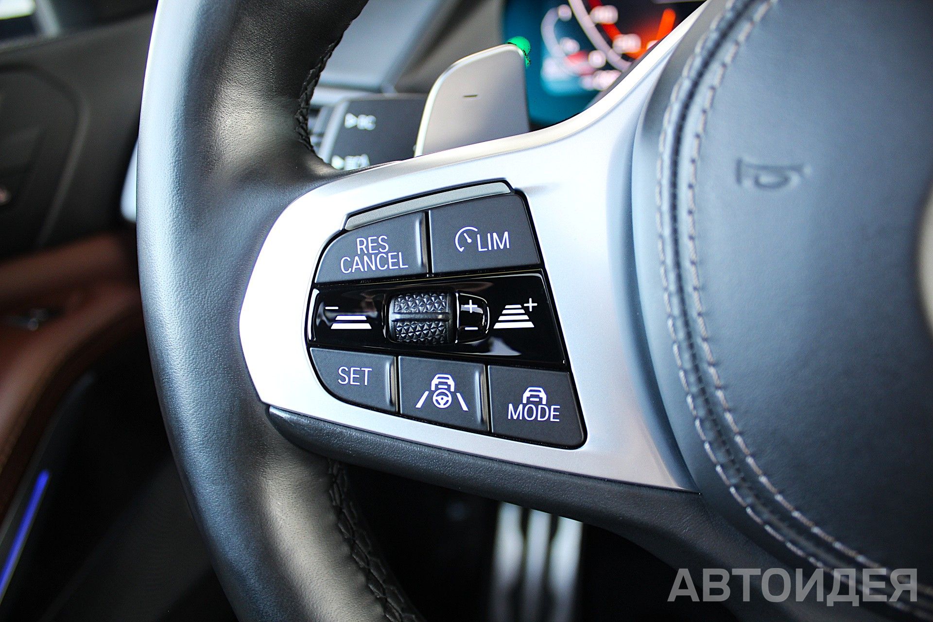 BMW X5 M50d фото 9