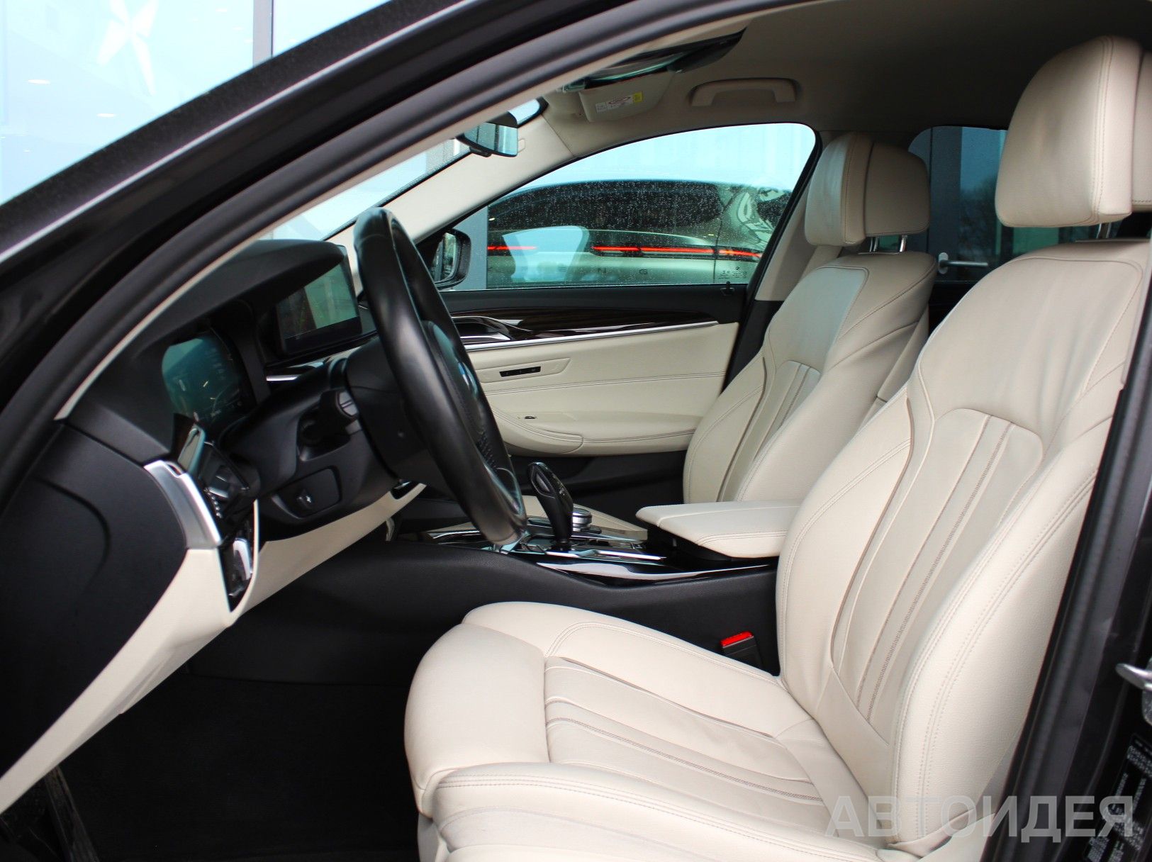 BMW 520d xDrive Sedan фото 12