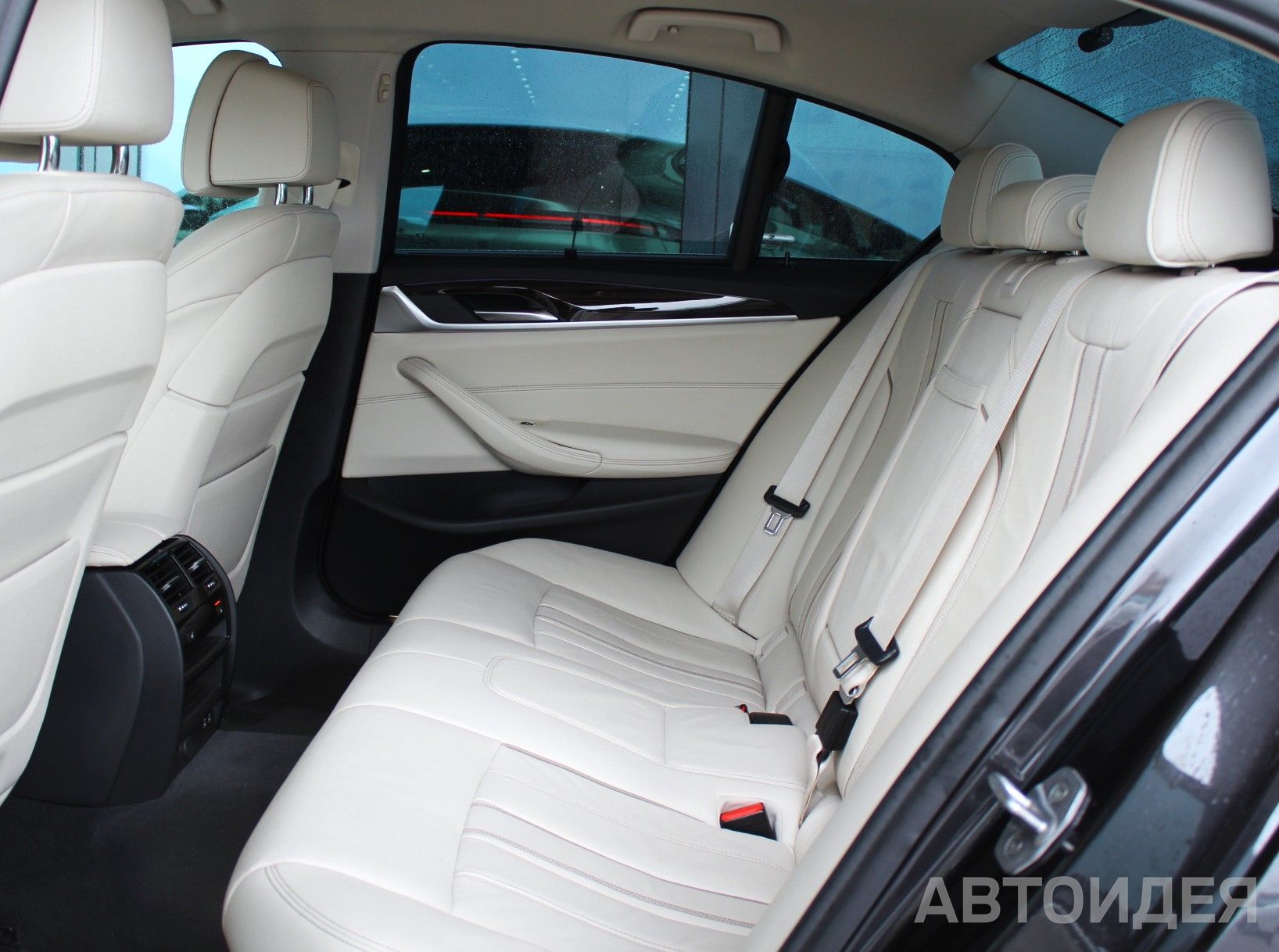 BMW 520d xDrive Sedan фото 15