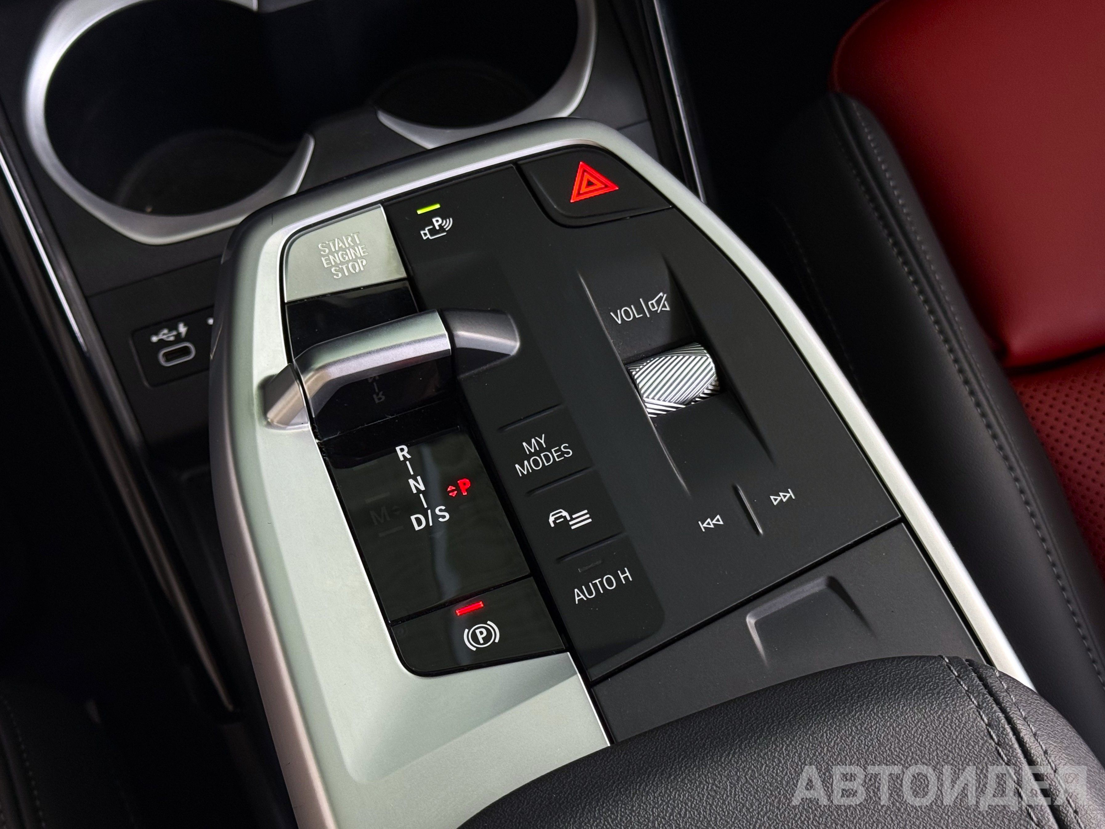 BMW X1 xDrive20i фото 16