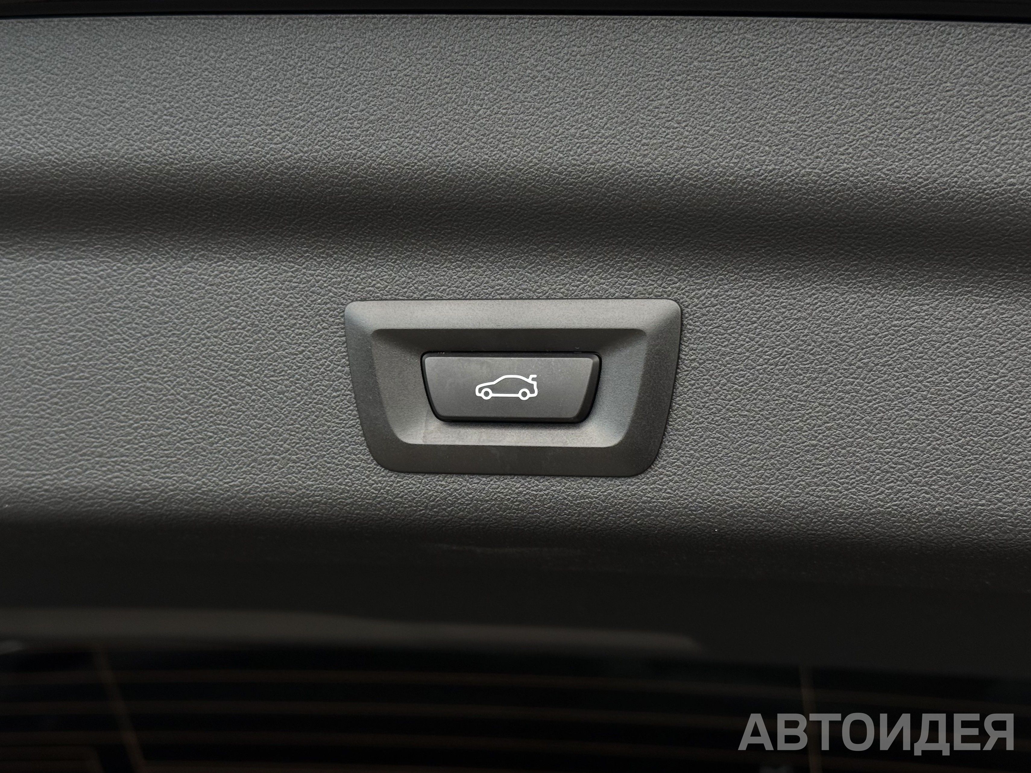 BMW X1 xDrive20i фото 26