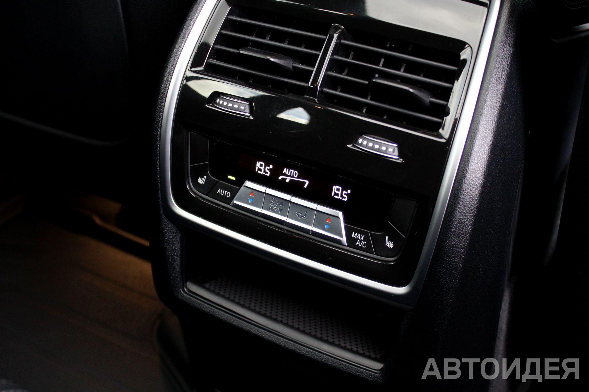 BMW X5 xdrive40i Белый Минерал металлик фото 24