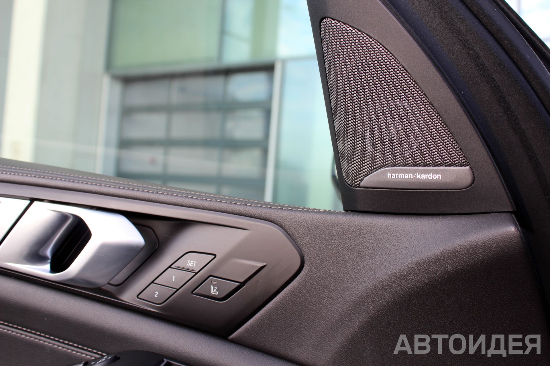 BMW X5 xDrive40i фото 21