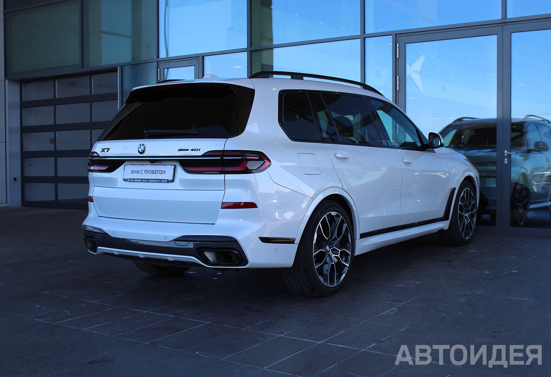 BMW X7 xDrive40i Белый Минерал металлик фото 3