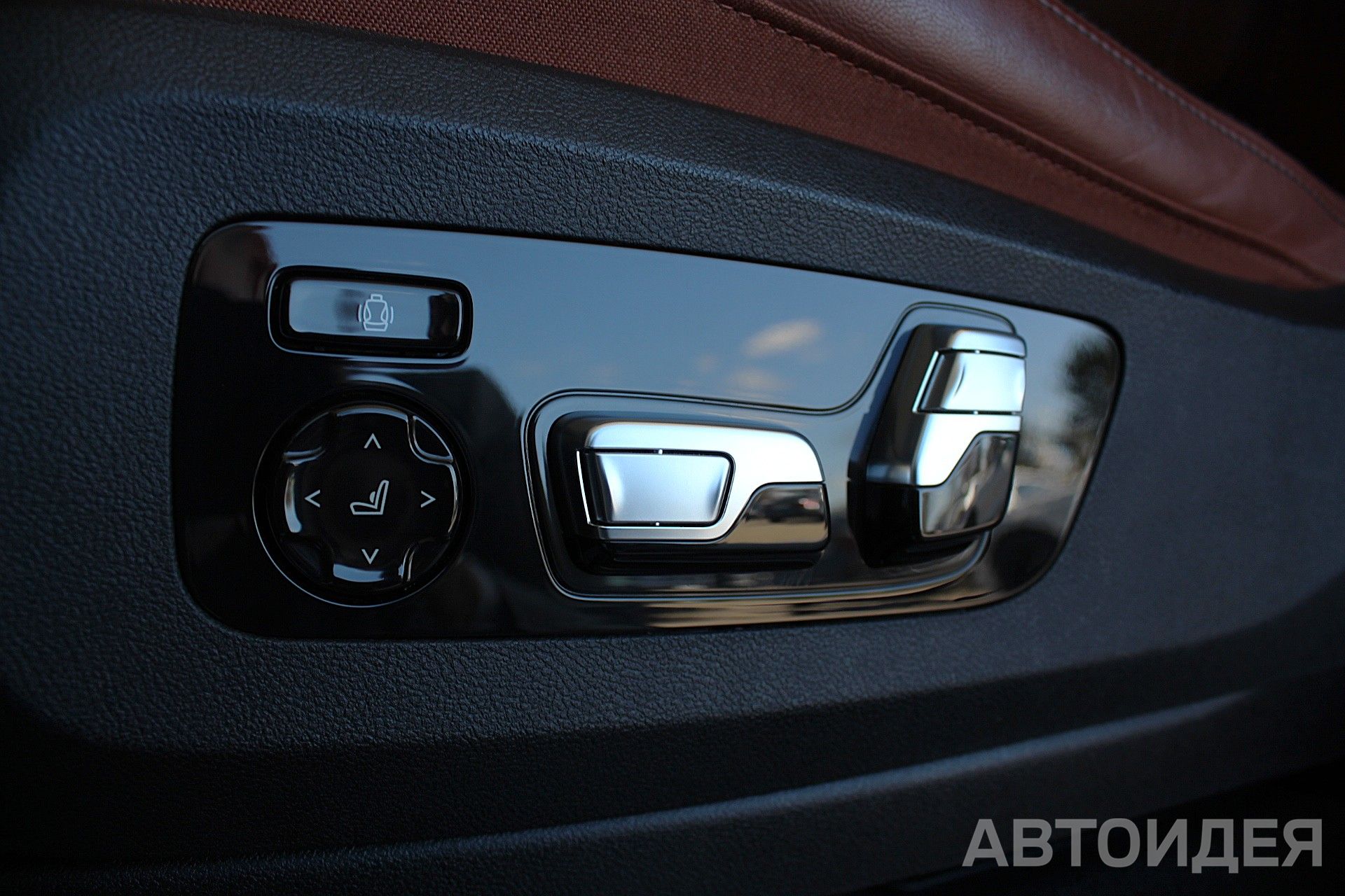 BMW X7 xDrive40i Белый Минерал металлик фото 12