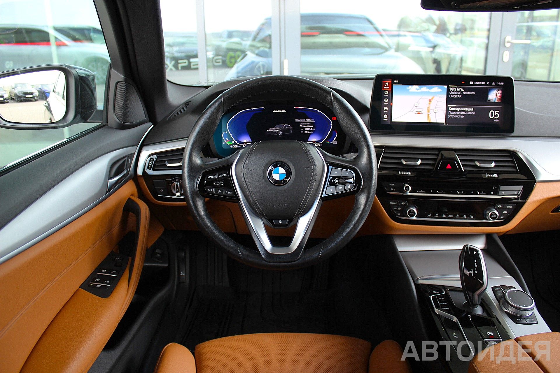 BMW 520i Sedan Черный неметаллик фото 7