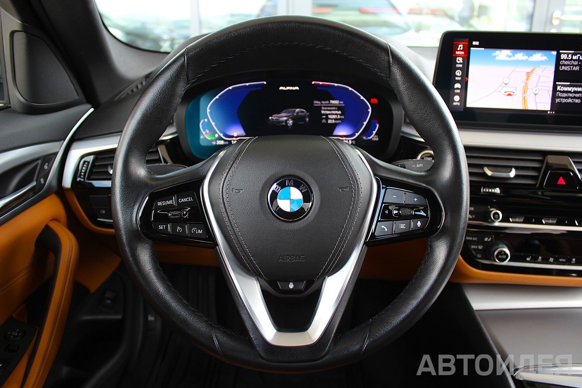 BMW 520i Sedan Черный неметаллик фото 8