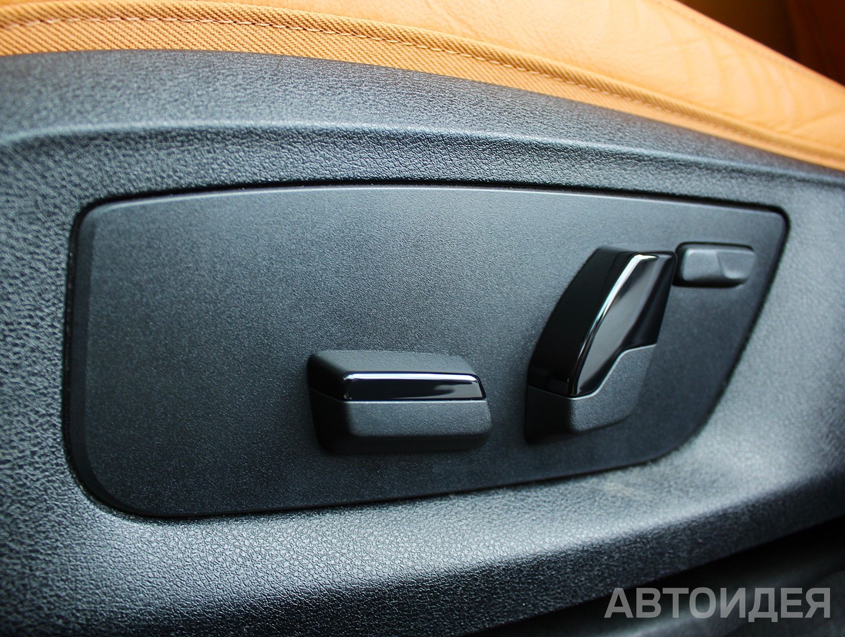 BMW 520i Sedan Черный неметаллик фото 12